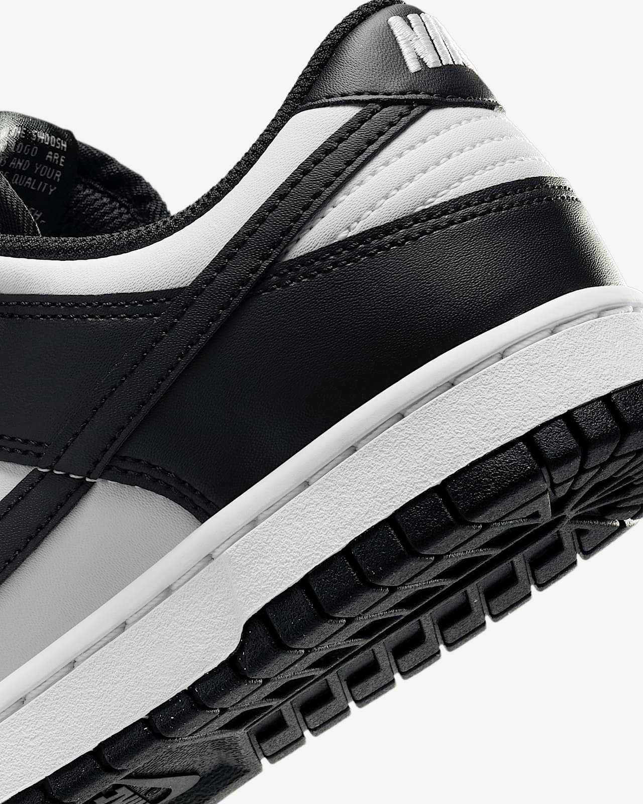 nike dunk low women's shoe