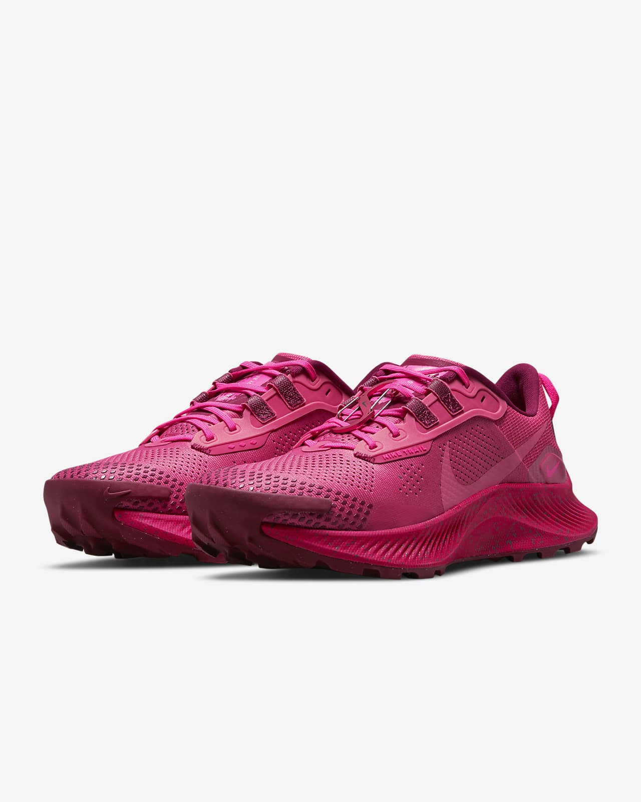 nike pegasus trail woman