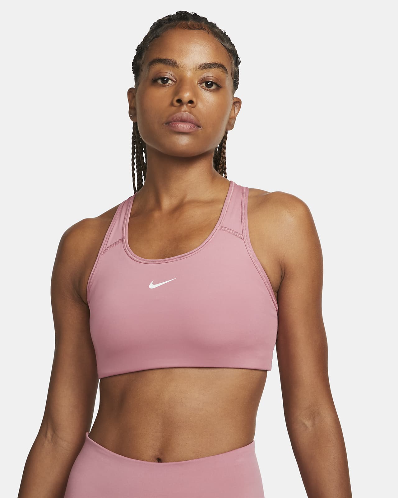 Nike Swoosh Sport-bh met medium ondersteuning en pad uit één stuk