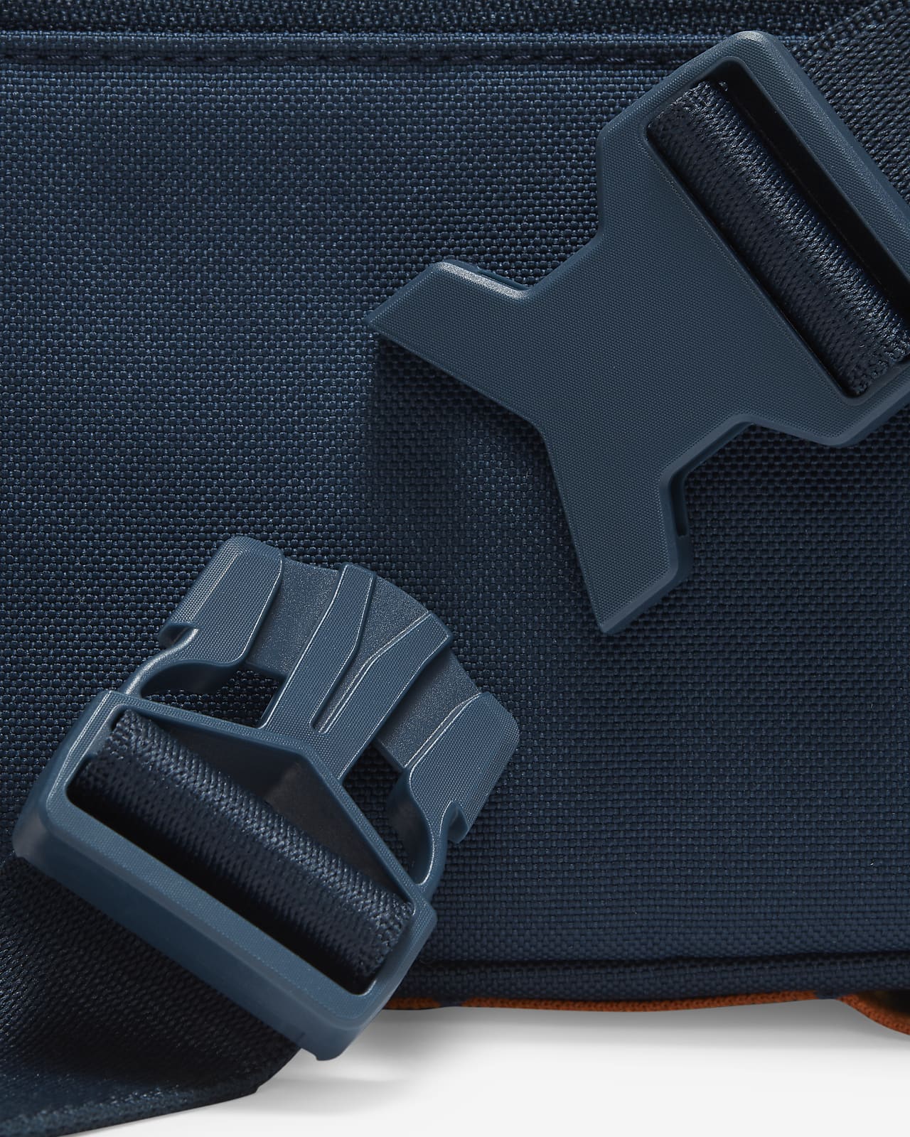 Nike Utility Speed Hip Pack (2L). Nike AE