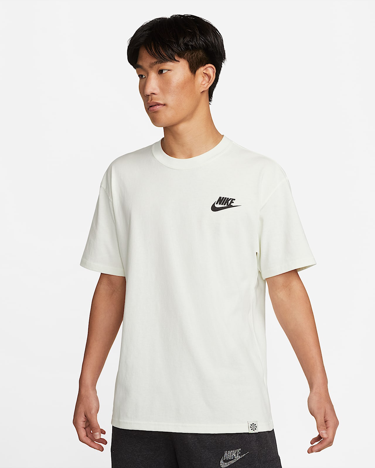Nike Sportswear T-shirt voor heren. Nike BE