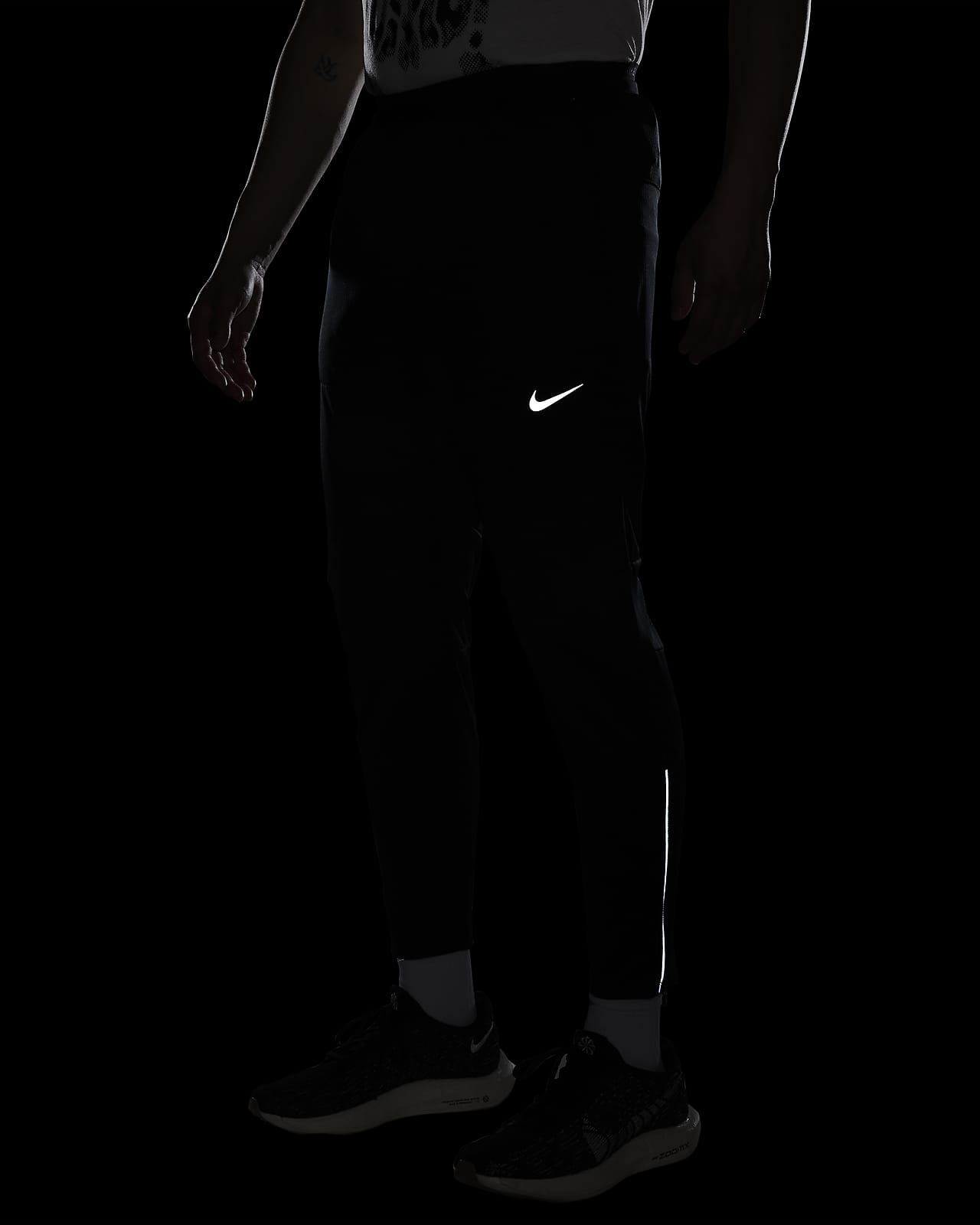 Nike Dri-FIT Phenom Elite Men's Knit Running Trousers. Nike IN