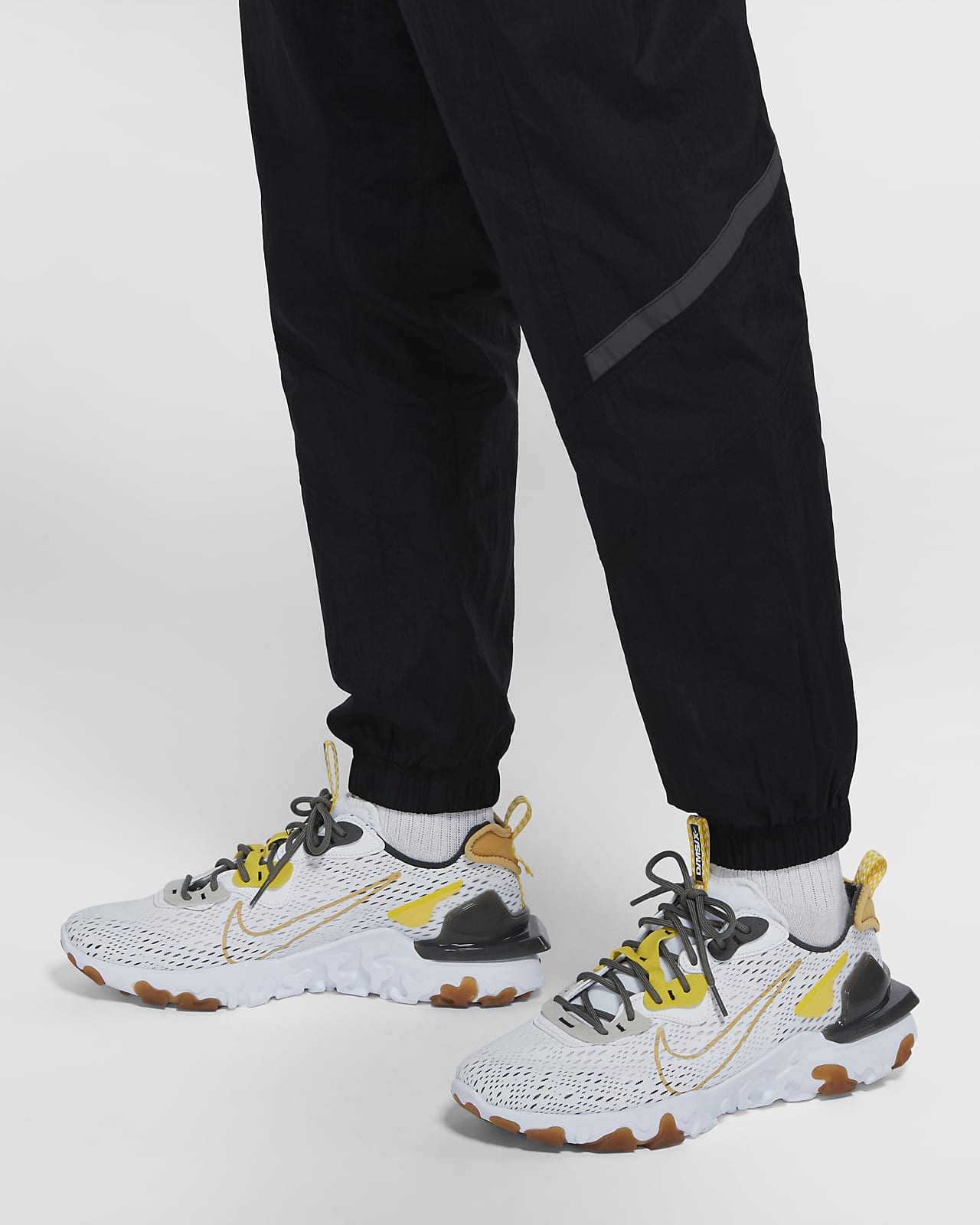 nike walking trousers