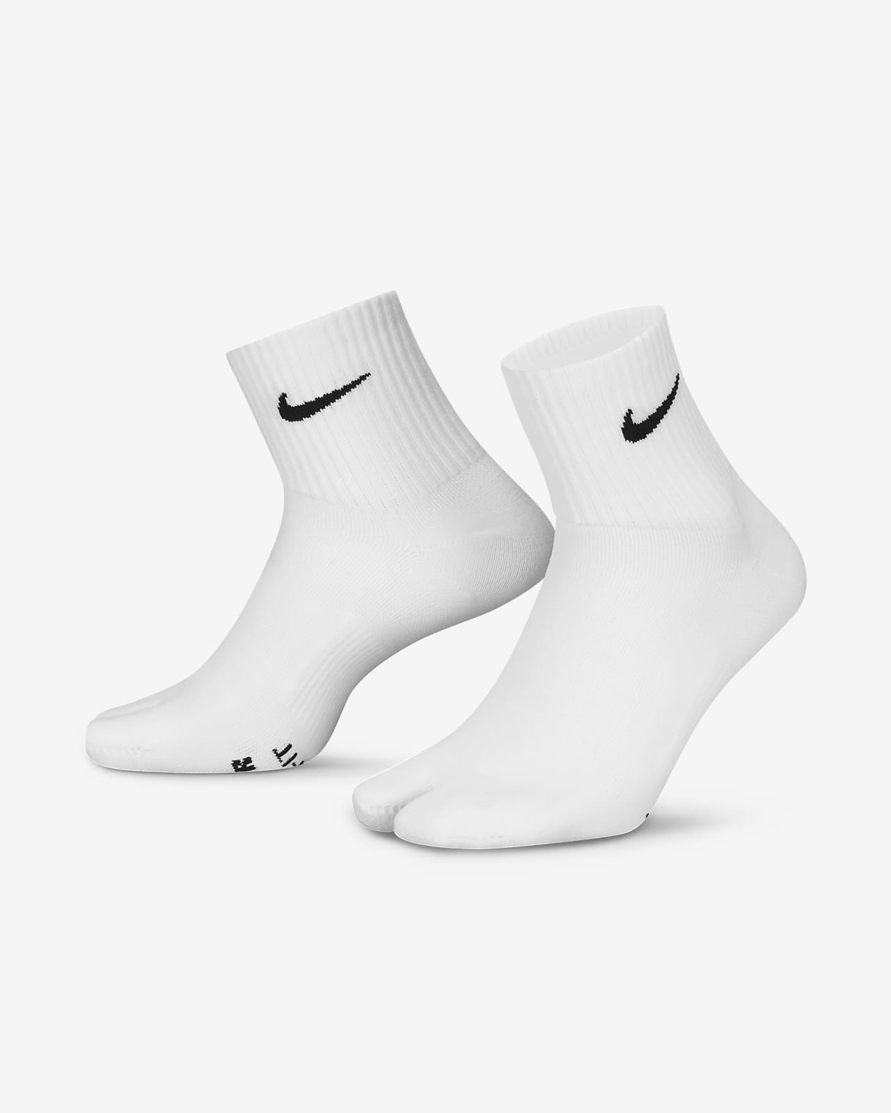 Nike Everyday Plus Hafif Ayrık Burunlu Bilek Çorapları