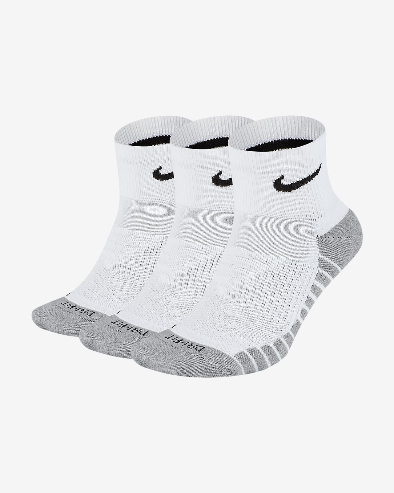 low cut white nike socks