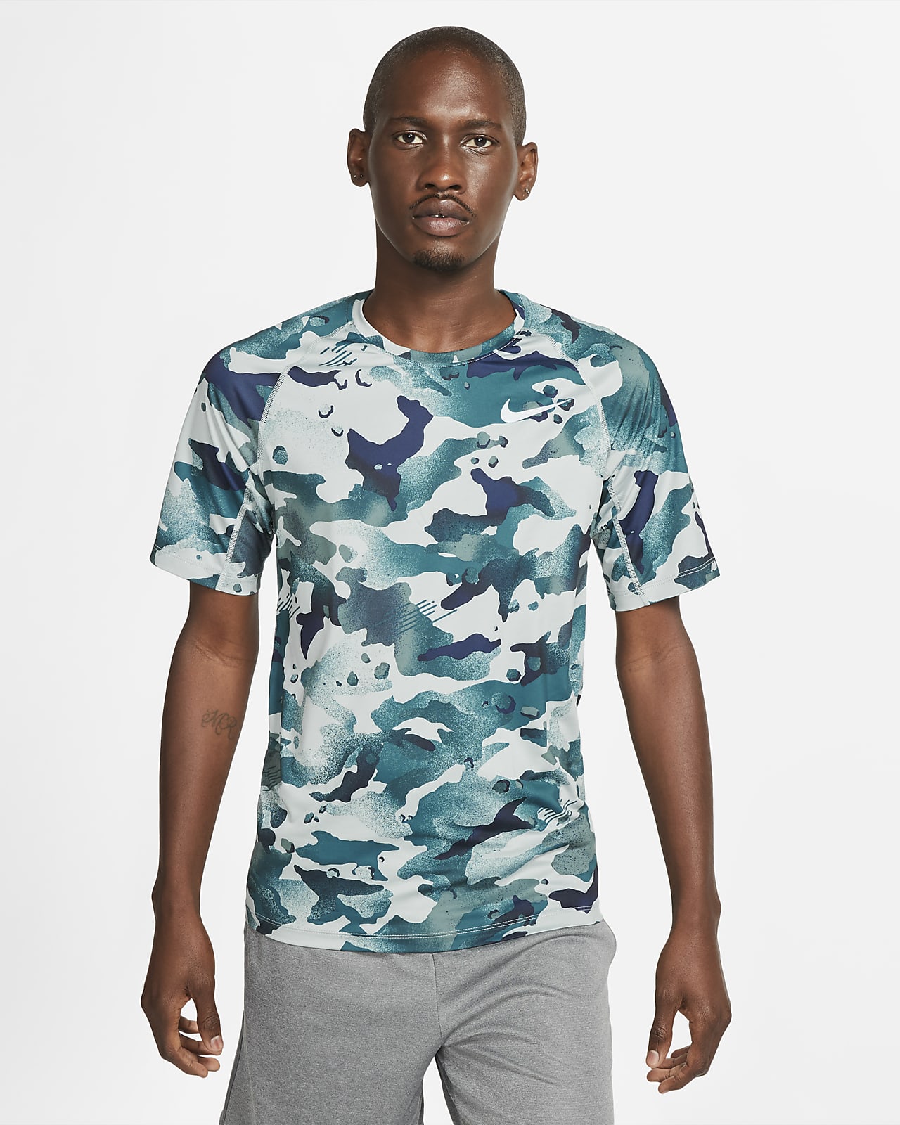 Nike Pro Men's Short-Sleeve Camo Top 