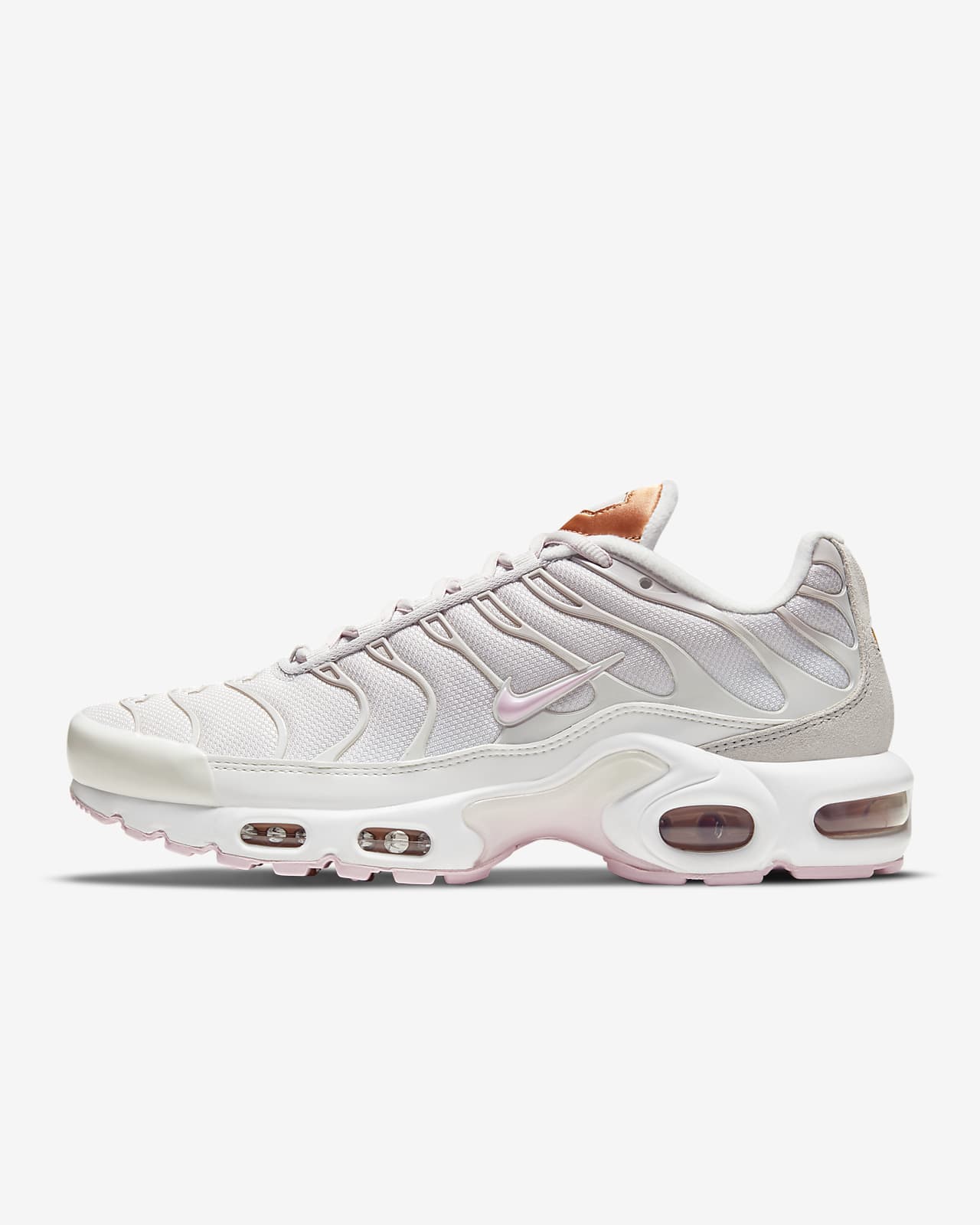 Nike Air Max Plus Women's Shoe. Nike LU