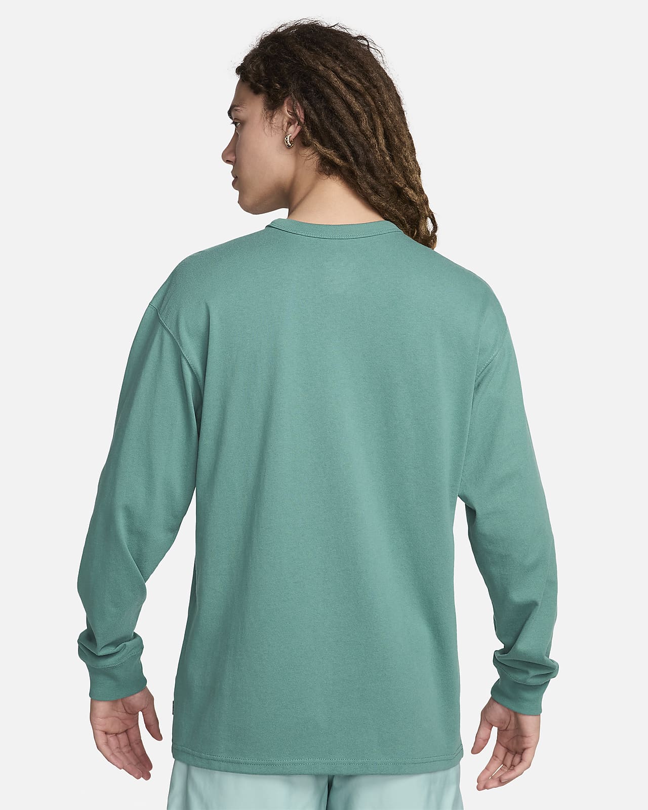 Nike Sportswear Premium Essentials Men's Long-Sleeve T-Shirt. Nike IN