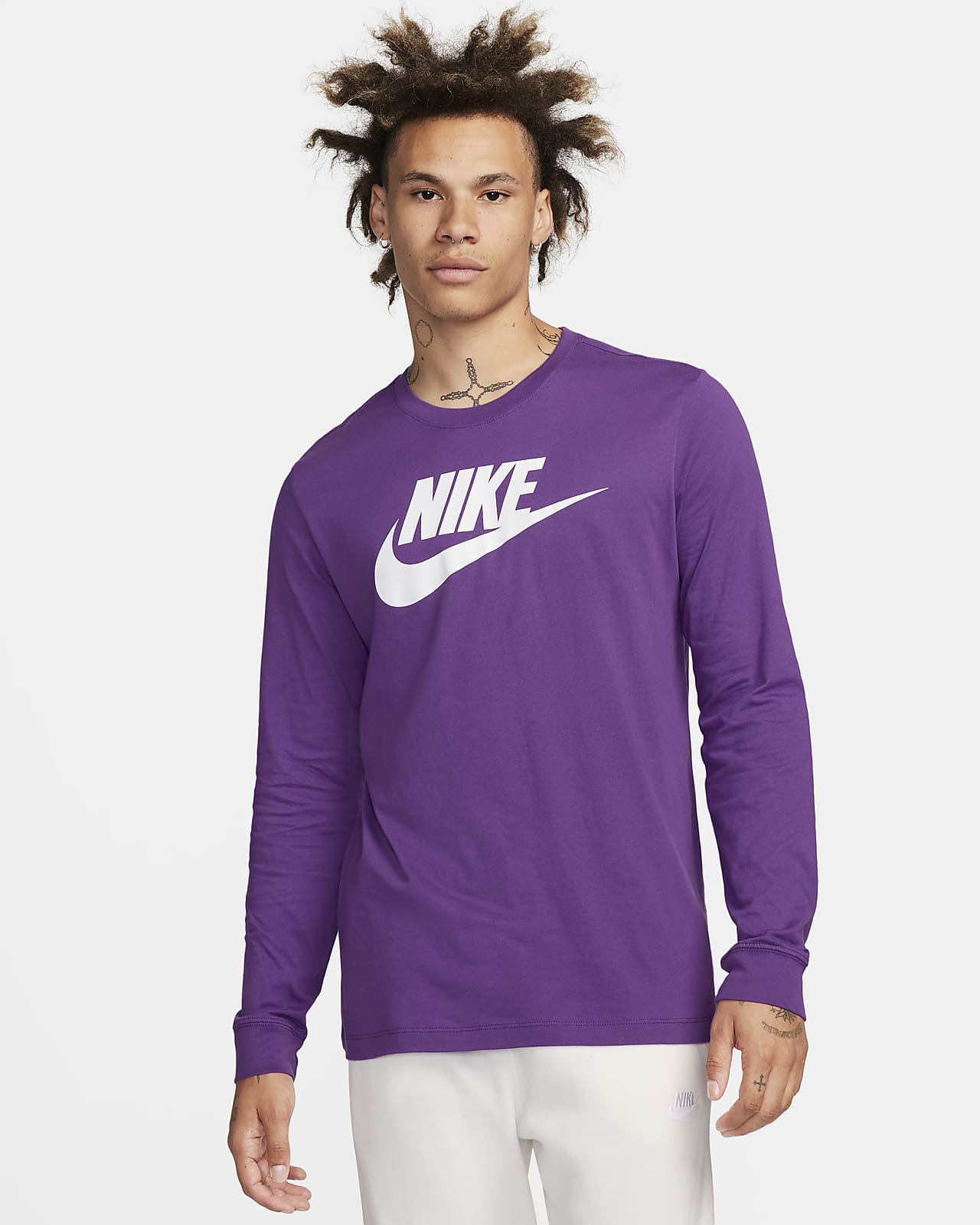 Nike Sportswear Men s Long Sleeve T Shirt. Nike