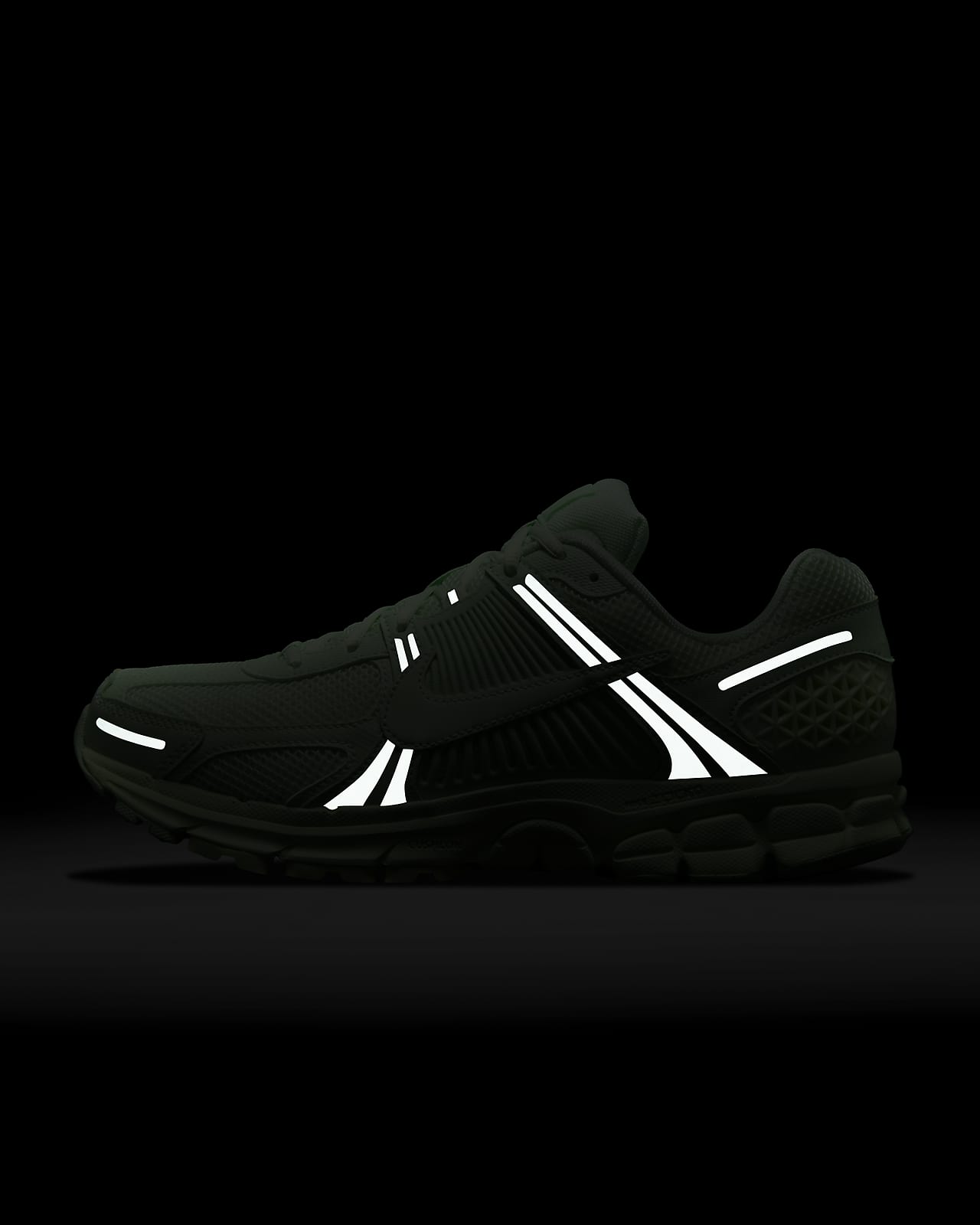 Nike Zoom Vomero 5 Men's Shoes. Nike.com