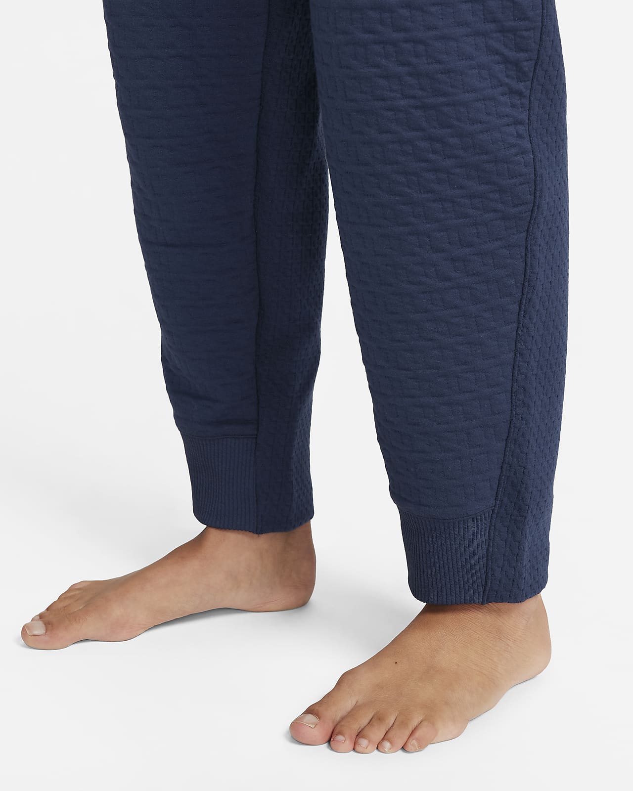 Nike Yoga Therma FIT oversized damesbroek met hoge taille. Nike BE