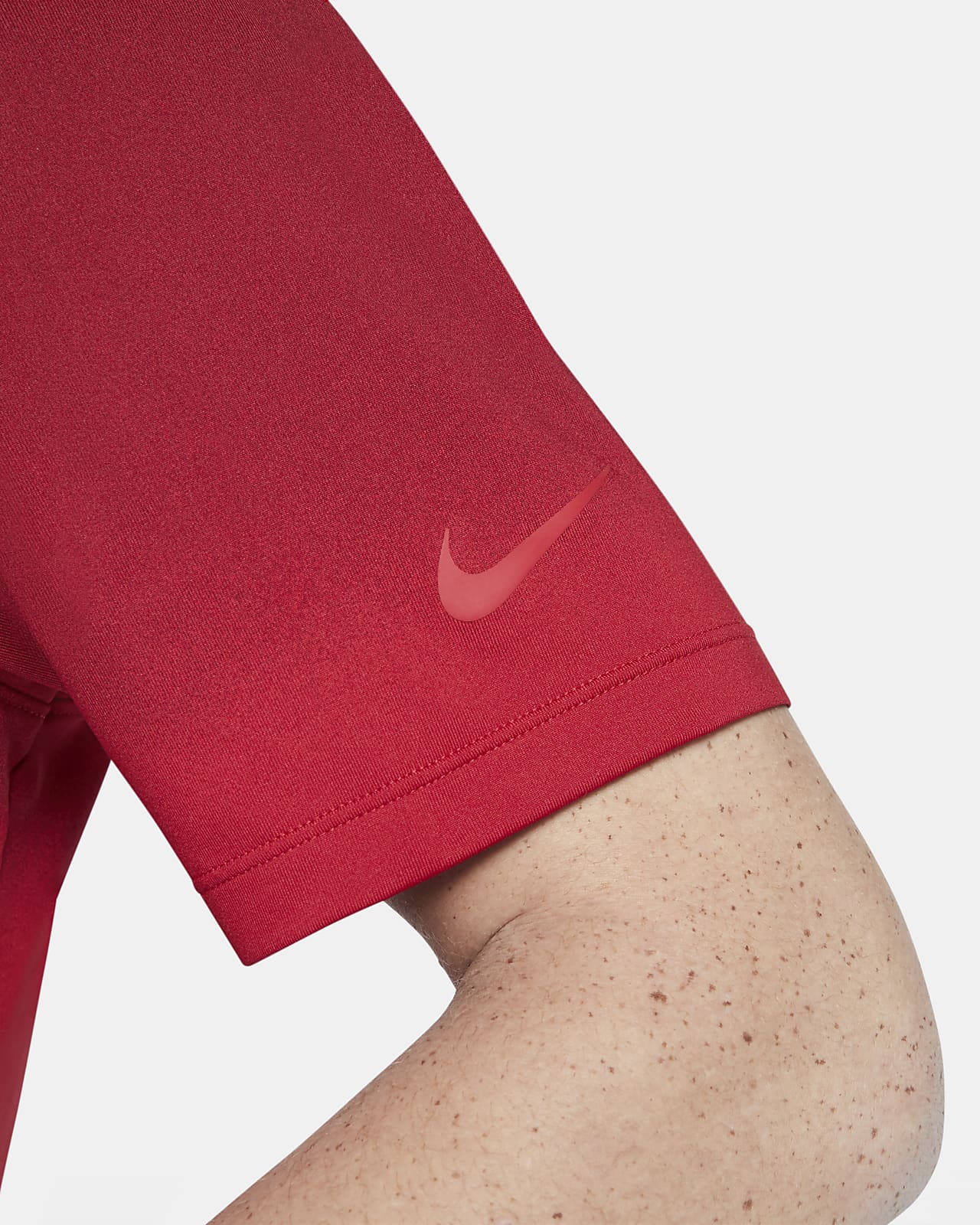 tiger woods red nike polo