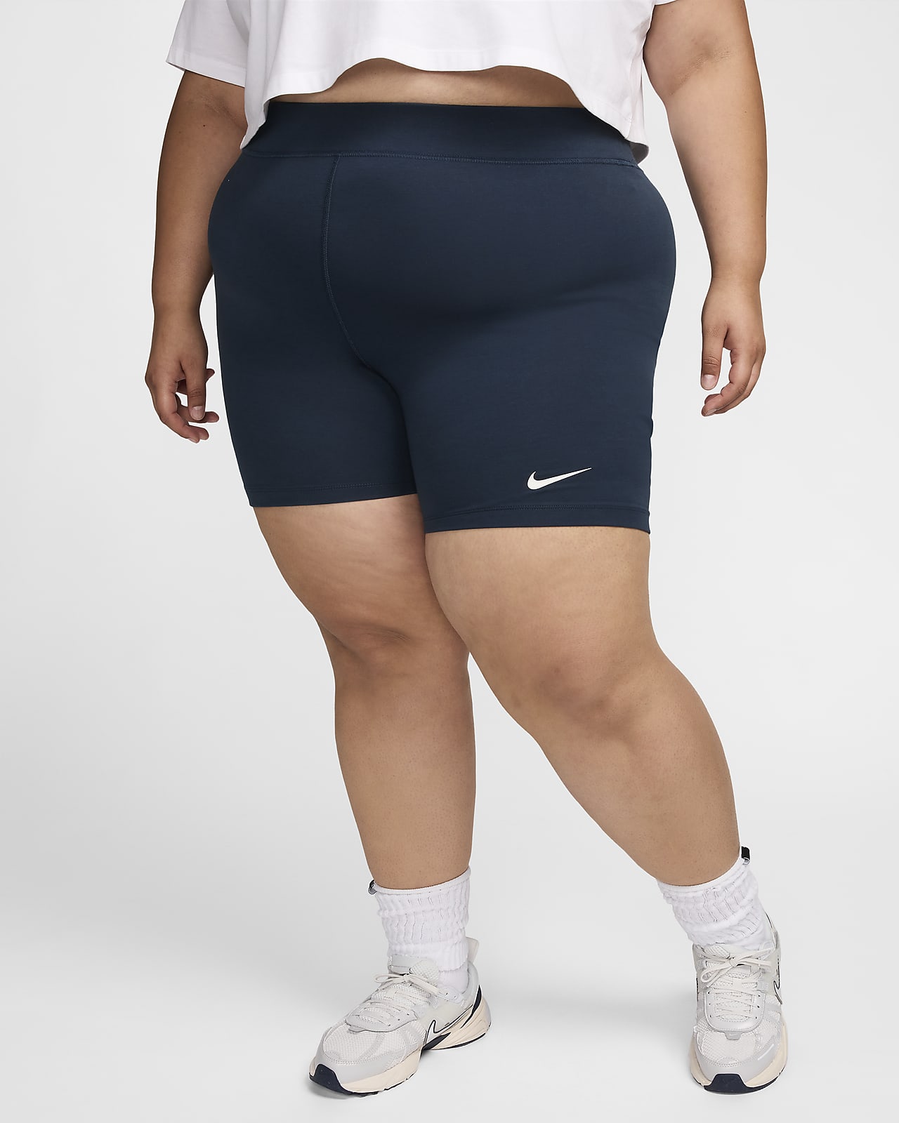 Nike Sportswear Classic Women's High-Waisted 8" Biker Shorts (Plus Size)