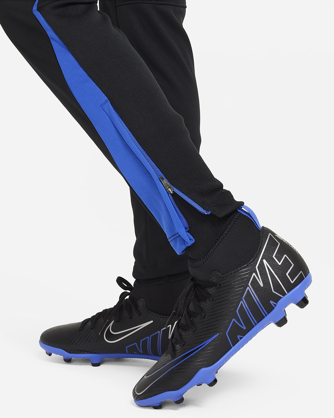 Nike Therma-FIT Academy Big Kids' Soccer Pants