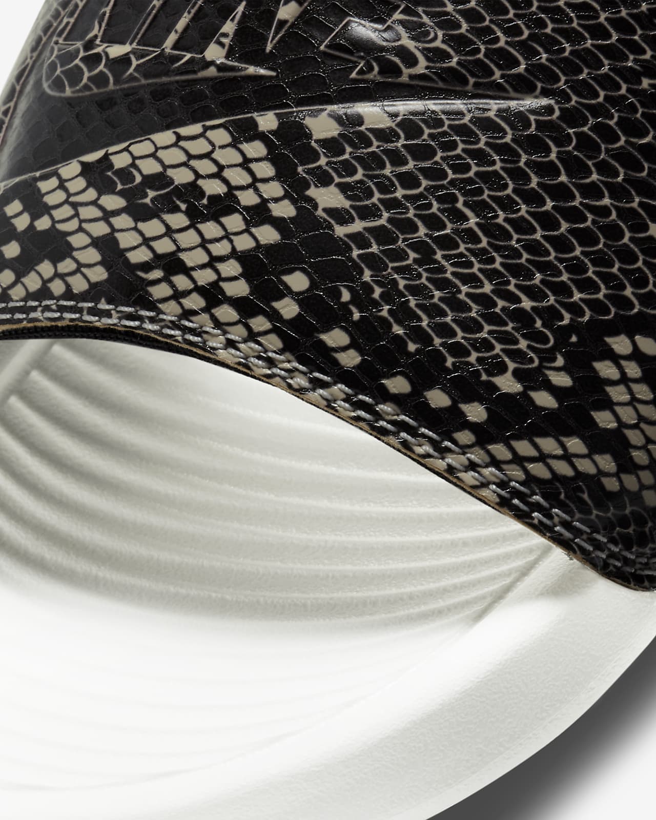 women's nike victori one slide