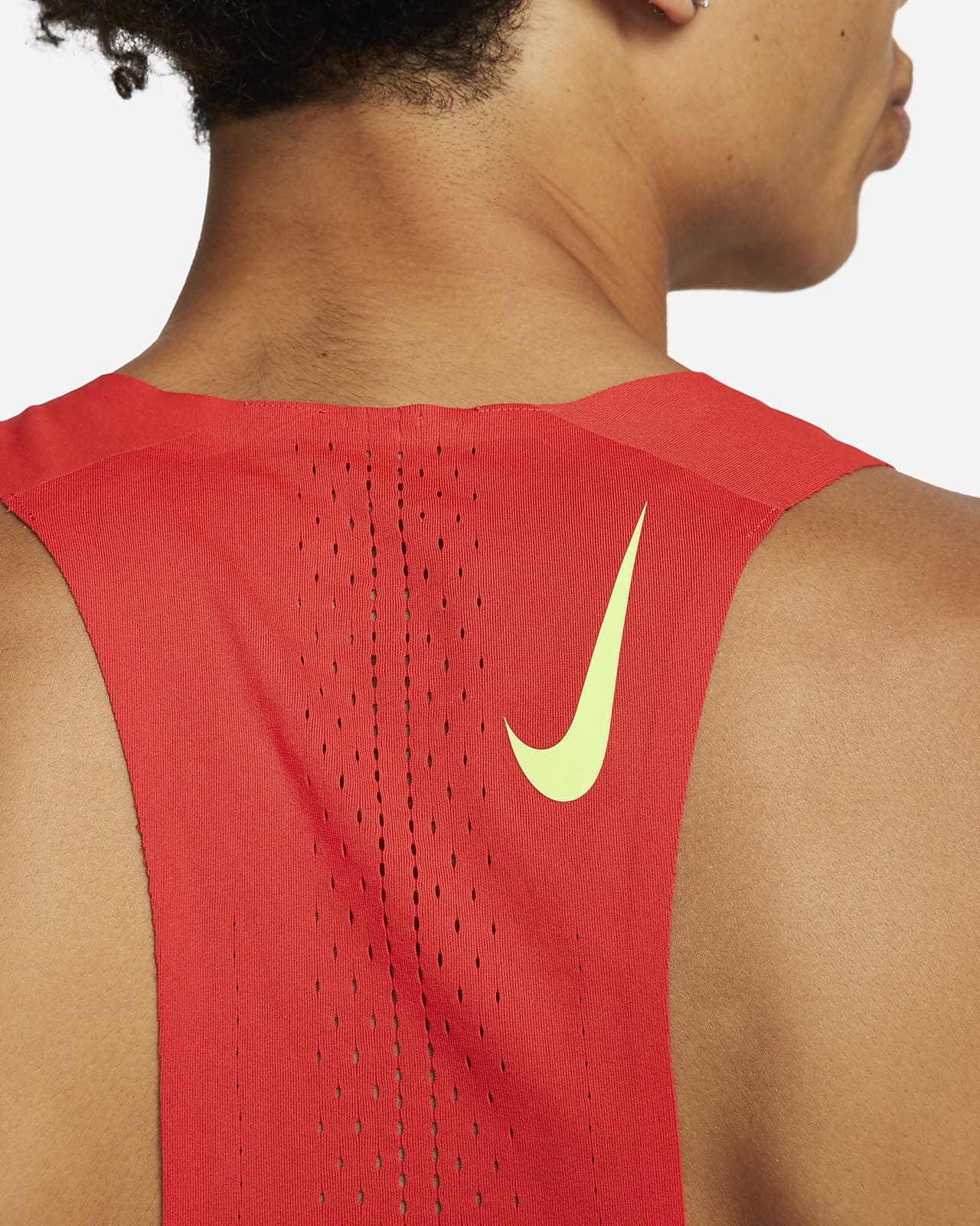 Nike Dri-FIT ADV AeroSwift Camiseta running Hombre. Nike ES