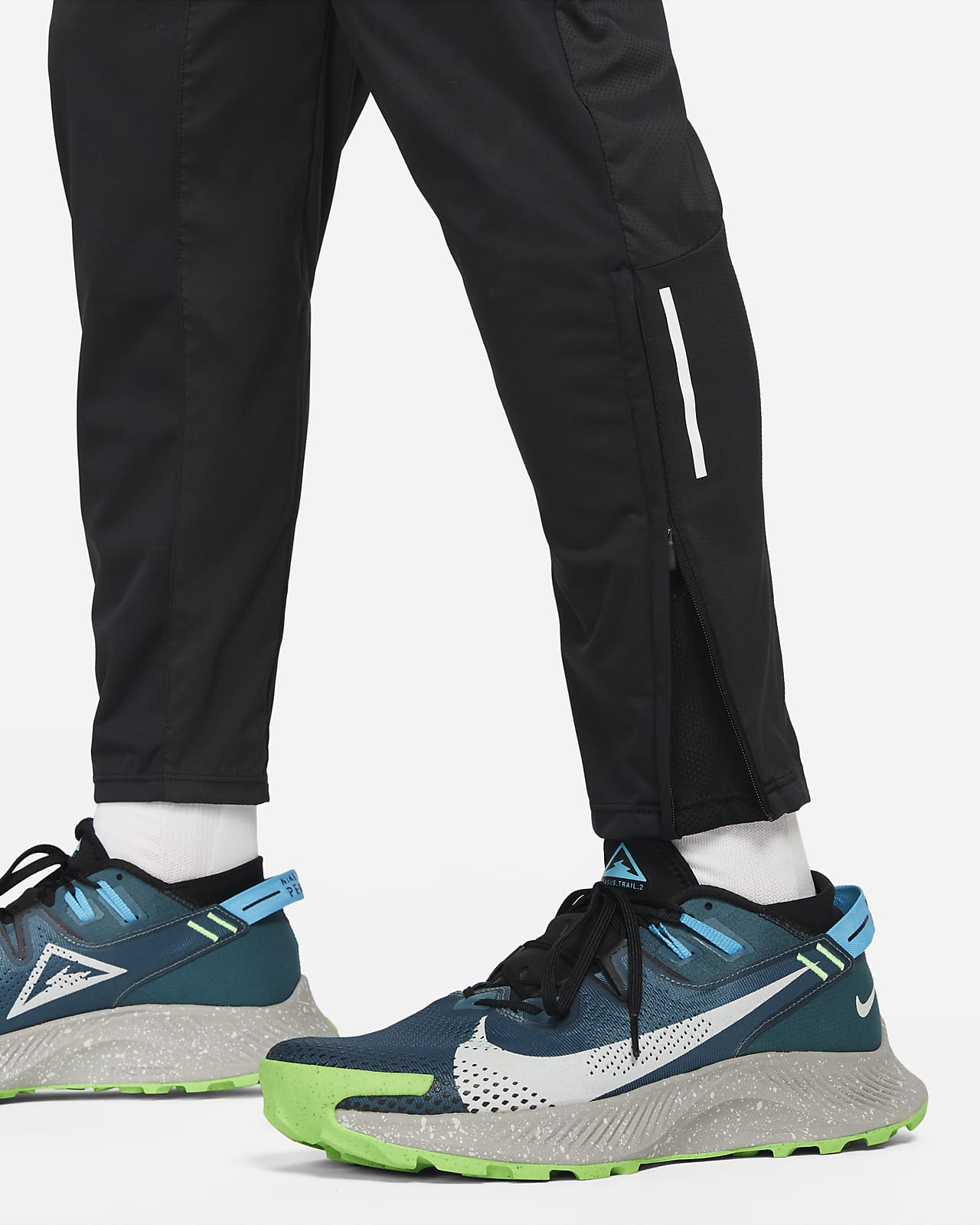 Nike Dri-FIT Phenom Elite Men's Knit Trail Running Trousers. Nike SI