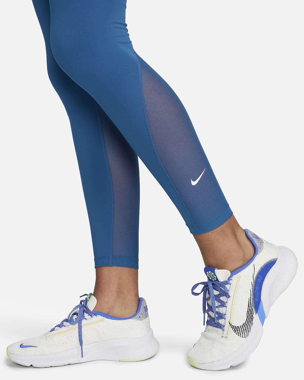 Damskie legginsy 7/8 ze średnim stanem i wstawkami z siateczki Nike One