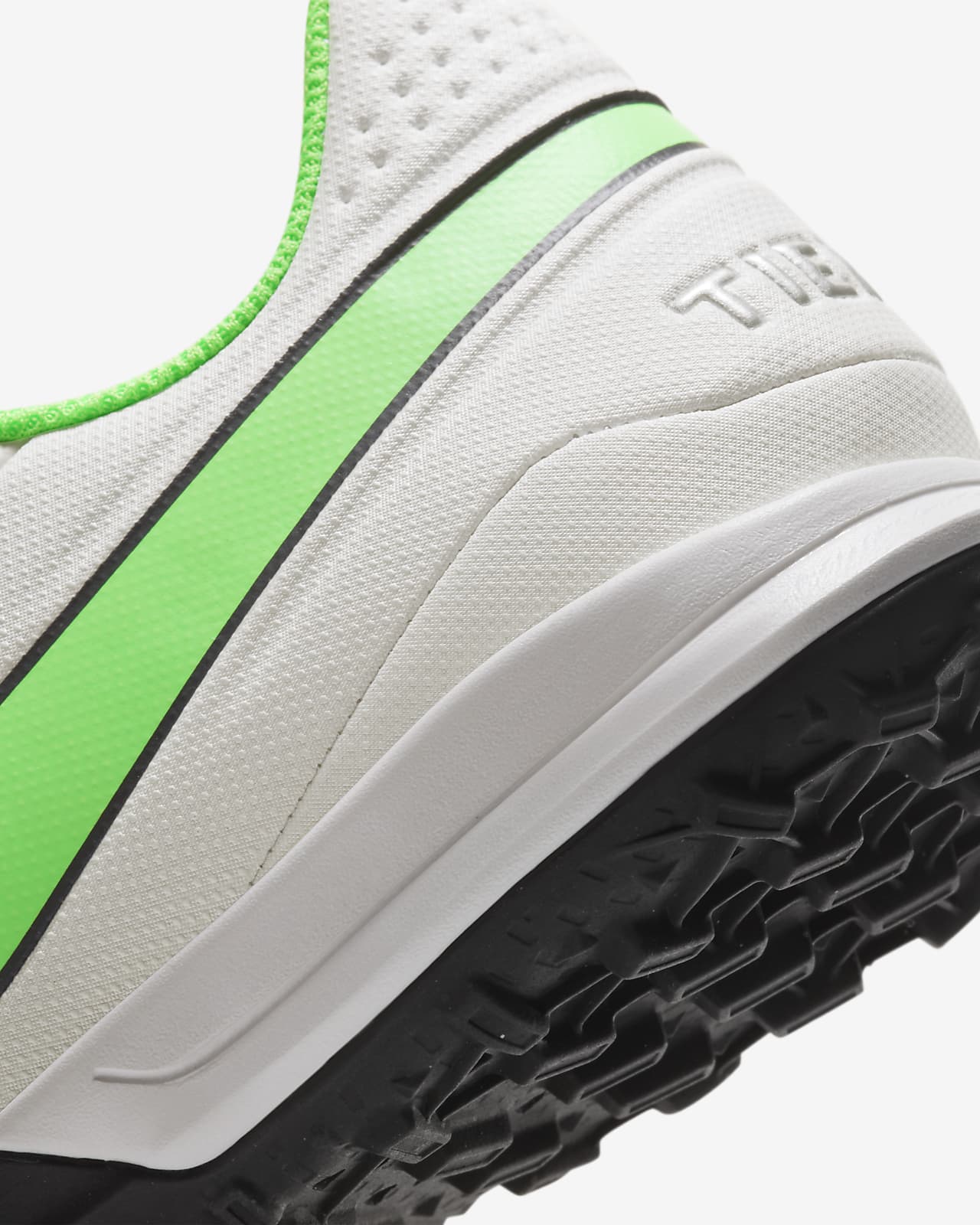 academy nike pegasus