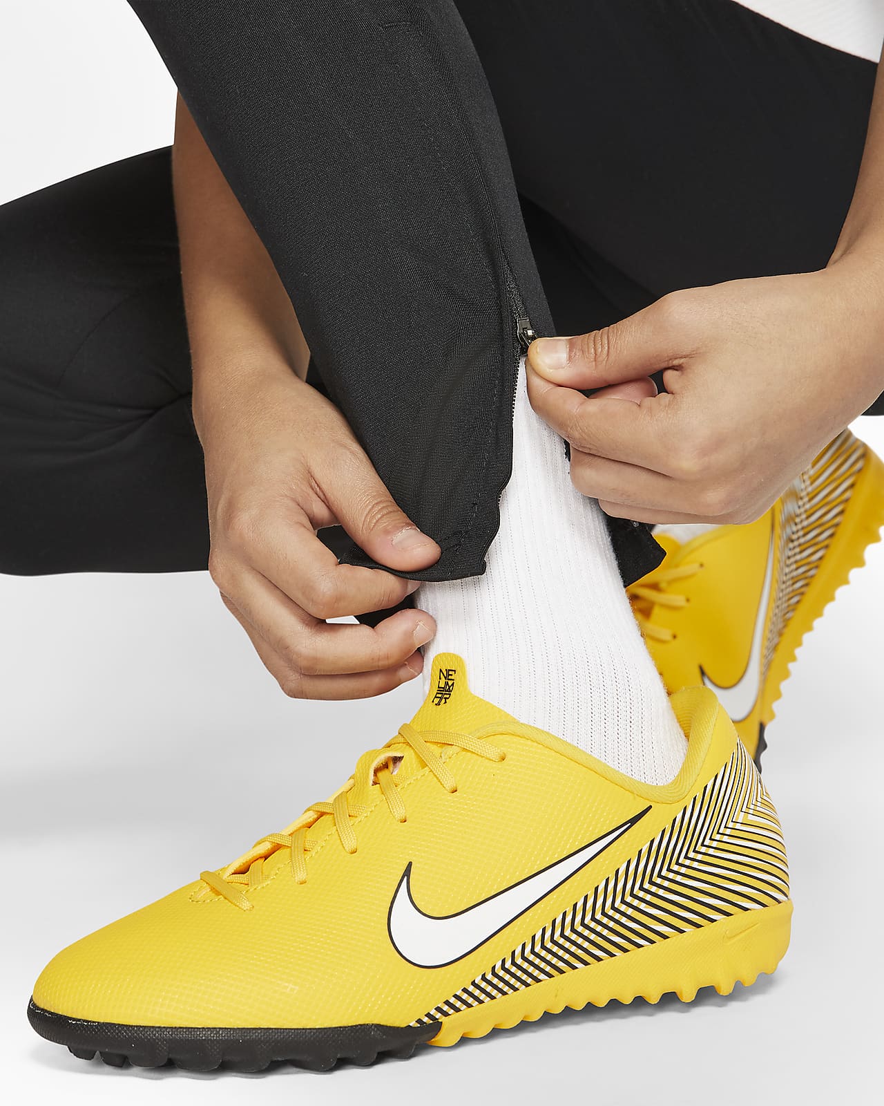 Nike公式 ナイキ Dri Fit アカデミー ジュニア サッカーパンツ オンラインストア 通販サイト