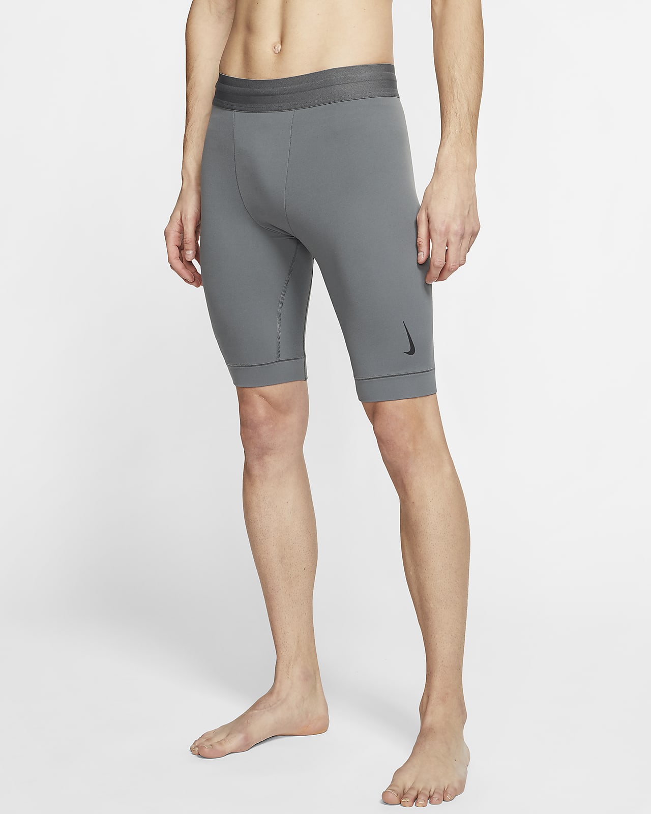 Nike Yoga Dri-FIT Herenshorts van 