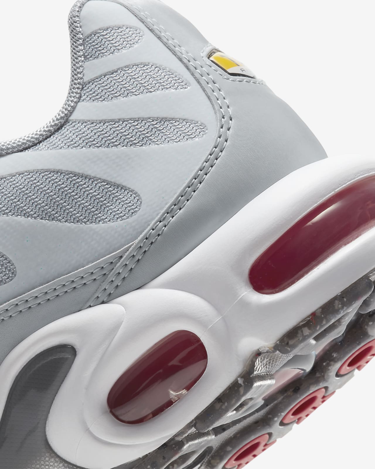 red nike air max plus men's
