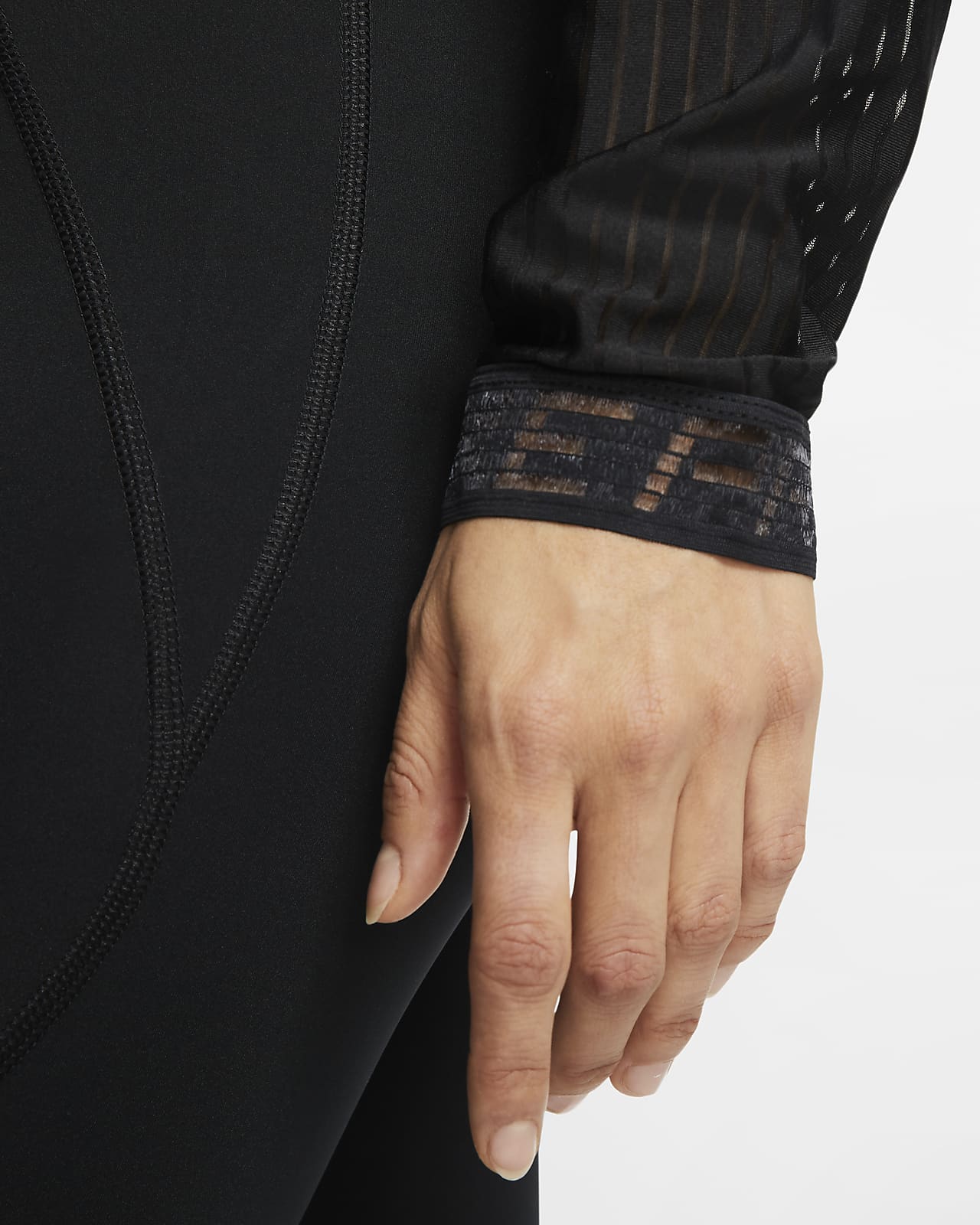 nike pro mesh crop top