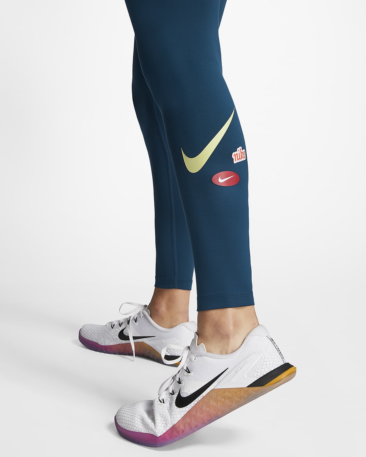 nike cosmic fuchsia leggings