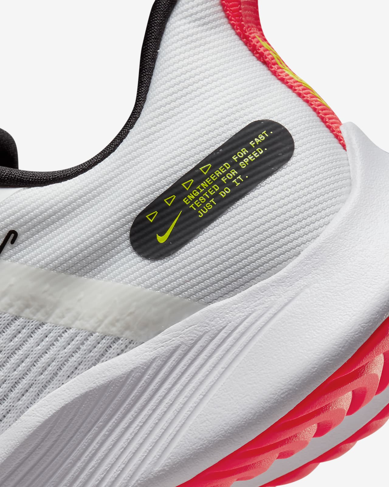 Nike公式 ナイキ エア ズーム スピード2 キッズ ランニングシューズ オンラインストア 通販サイト