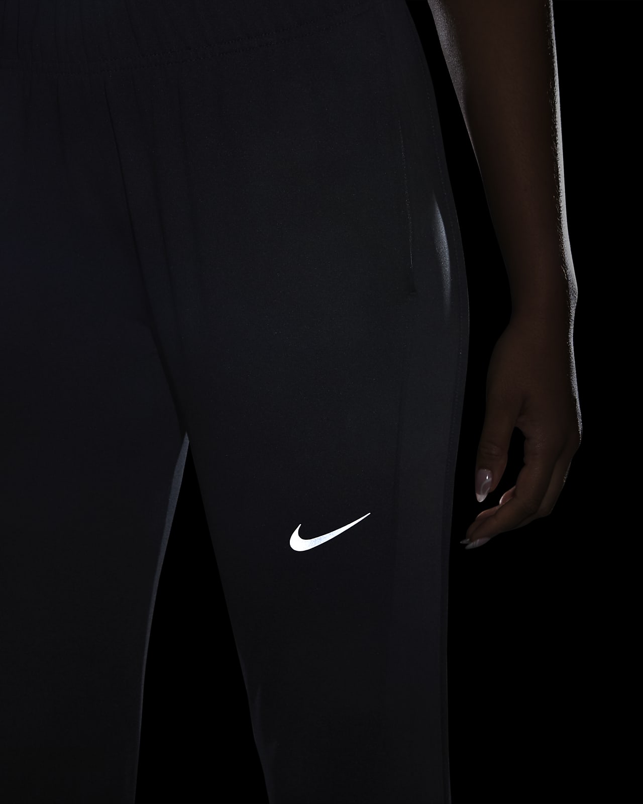 Spodnie Nike Therma-FIT Essential W czarne (DD6472-010) - Ceny i