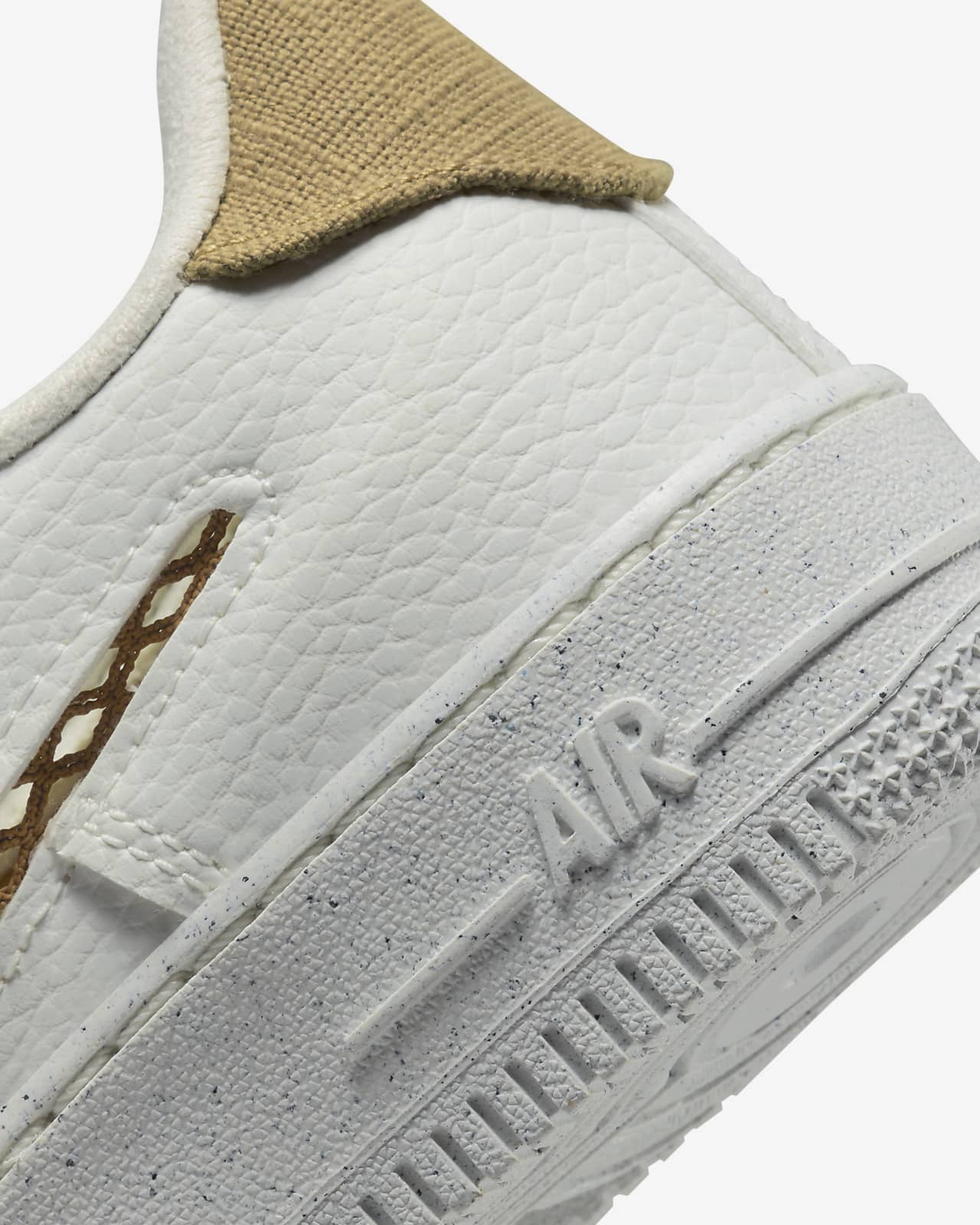 Calzado para niños talla grande Nike Air Force 1 LV8. Nike.com