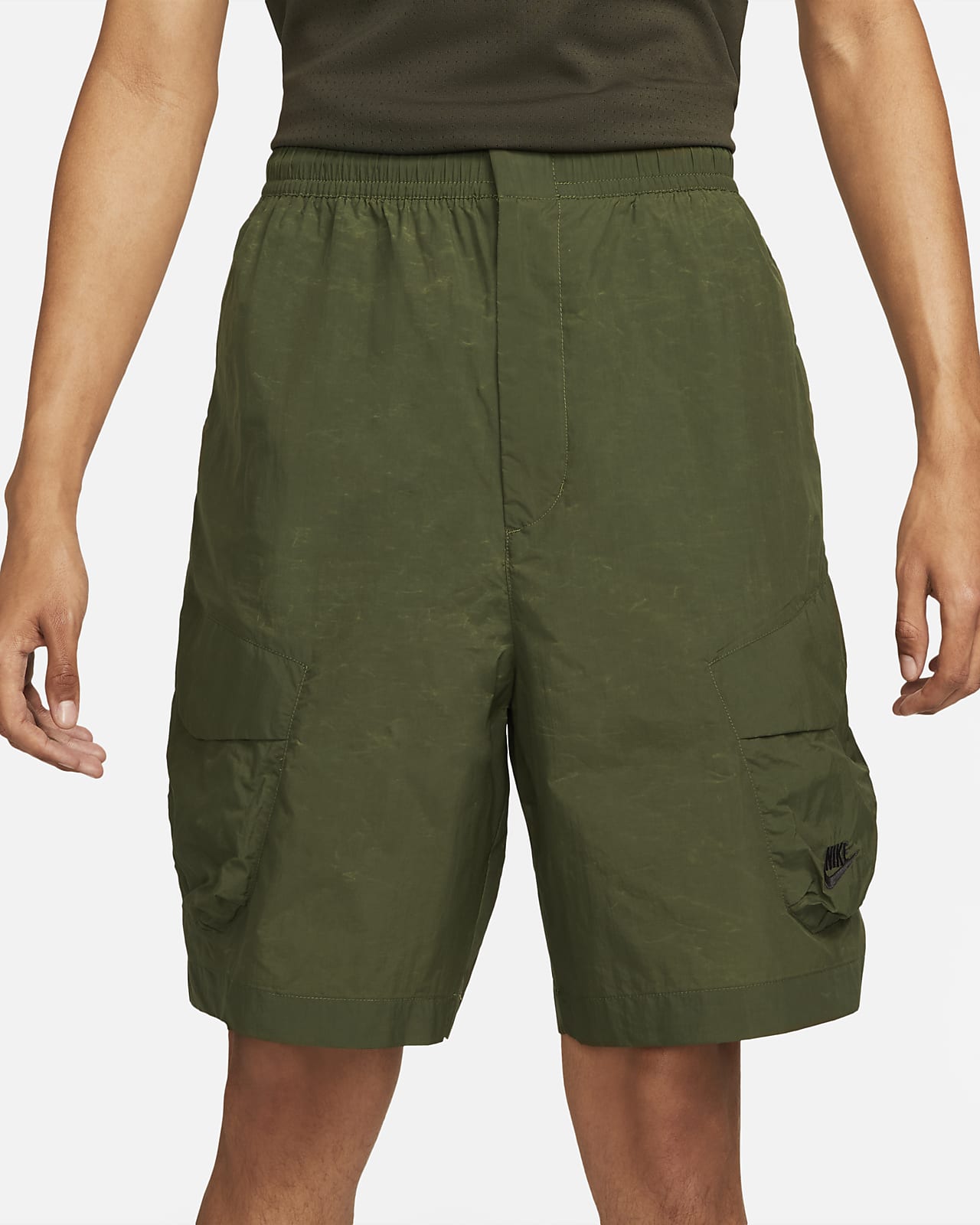 nike core cargo shorts