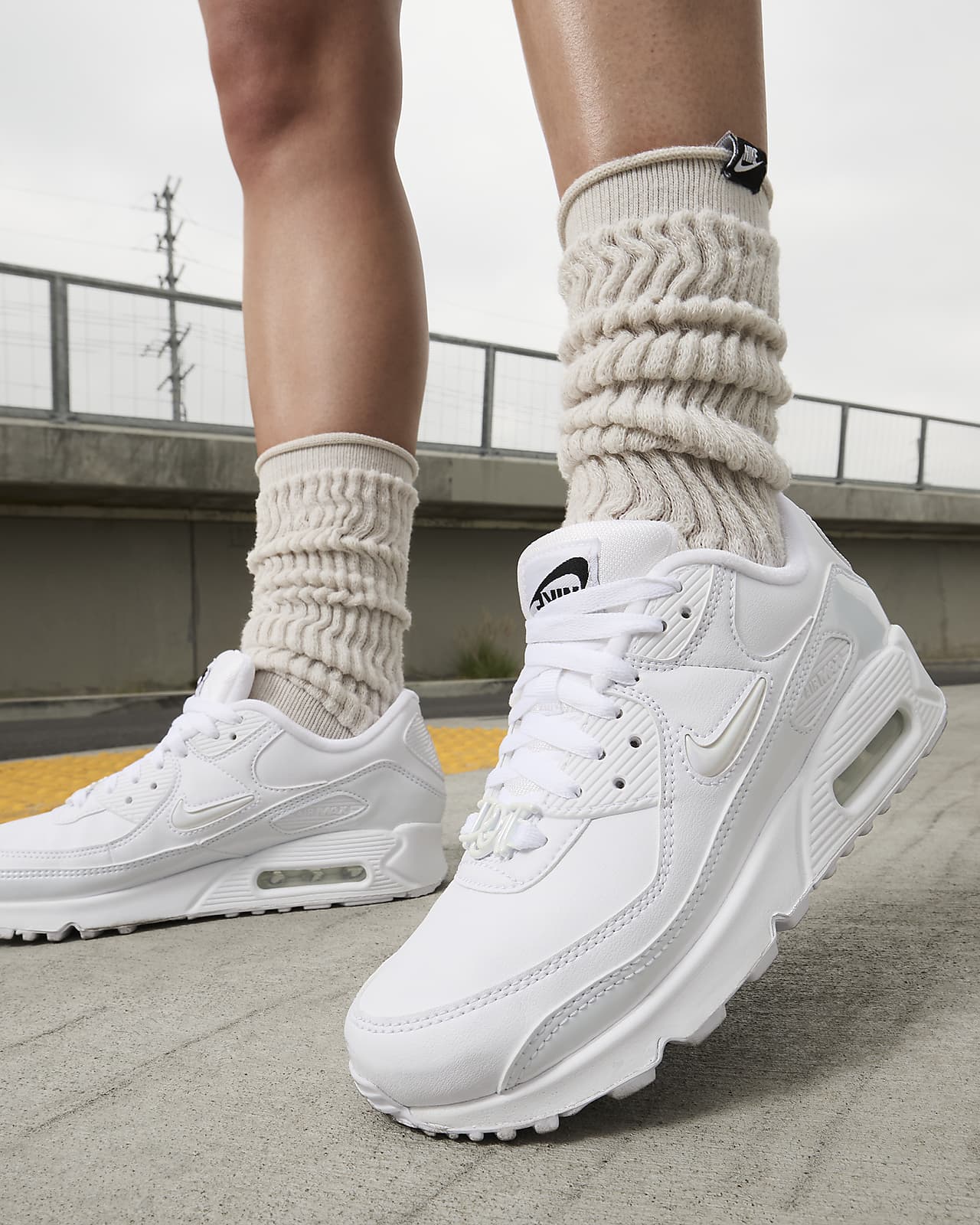 Nike Air Max 90 SE Women's Shoes