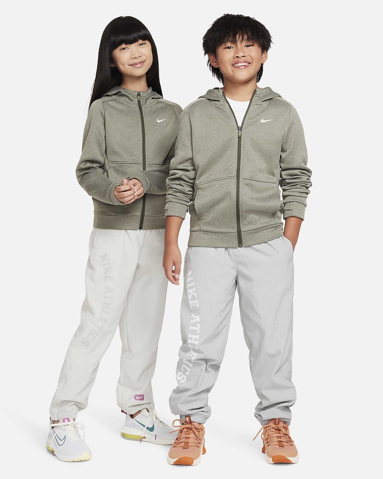 Nike Therma-FIT Older Kids' Full-Zip Hoodie. Nike LU