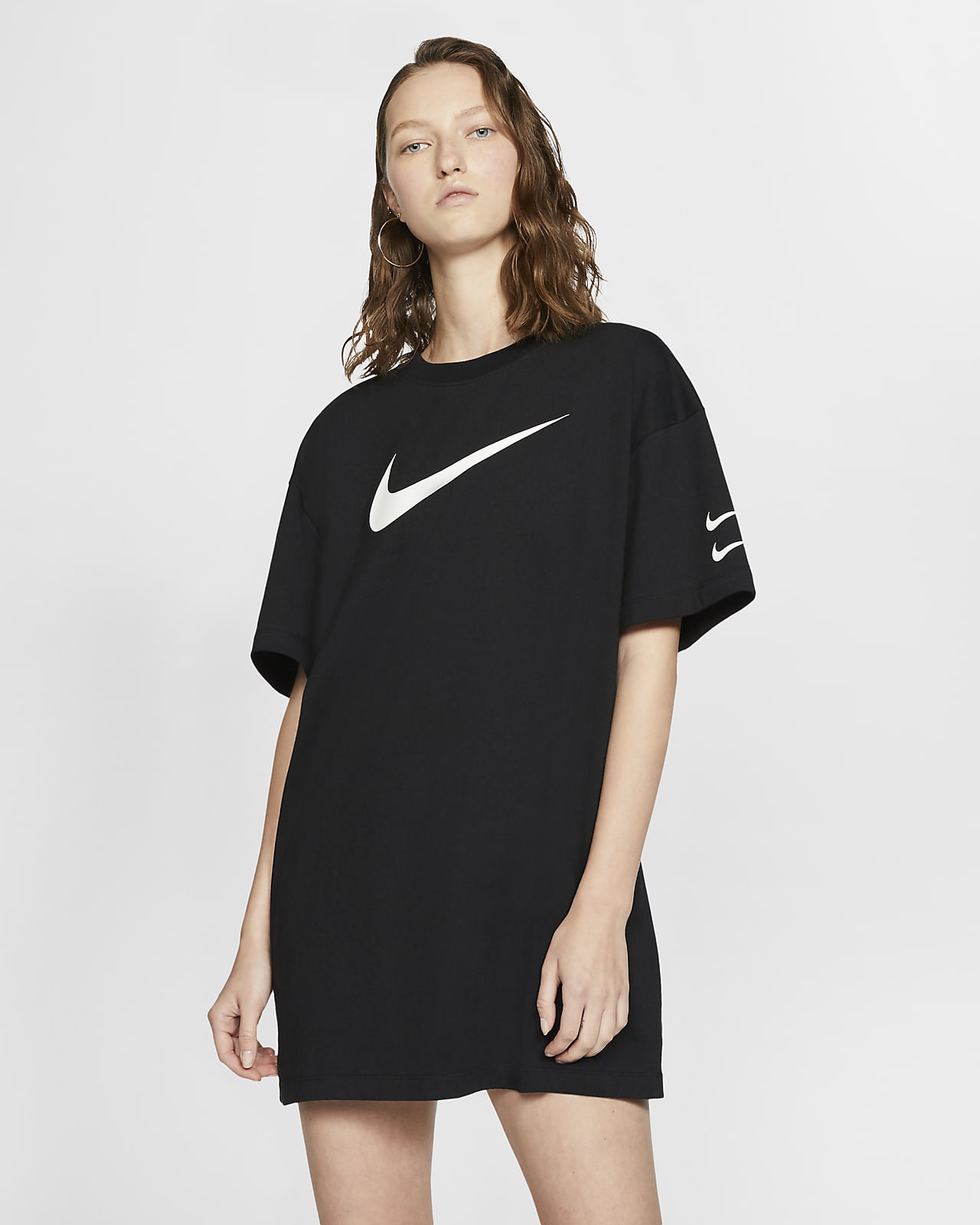 Schwarzes Nike Kleid Schwarzes Nike Kleid