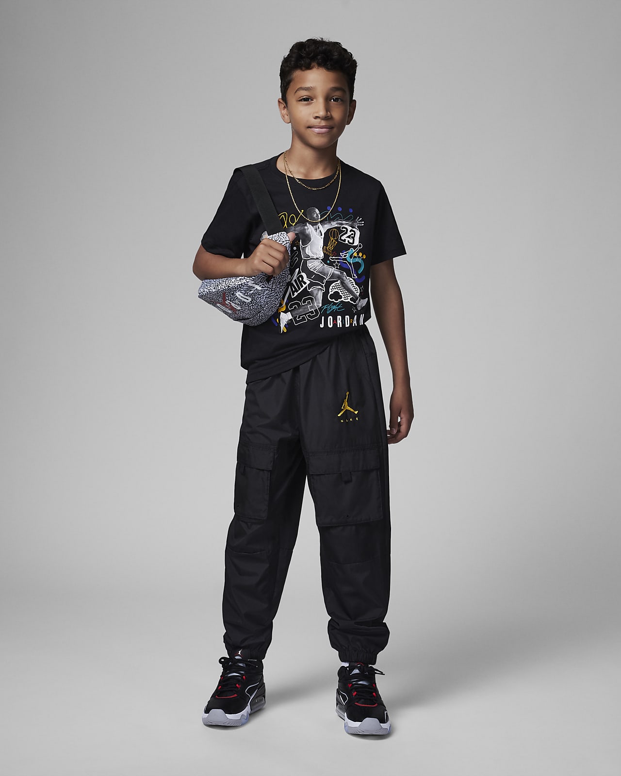 Jordan MJ Avatar Play Graphic Tee Older Kids' T-Shirt. Nike SE