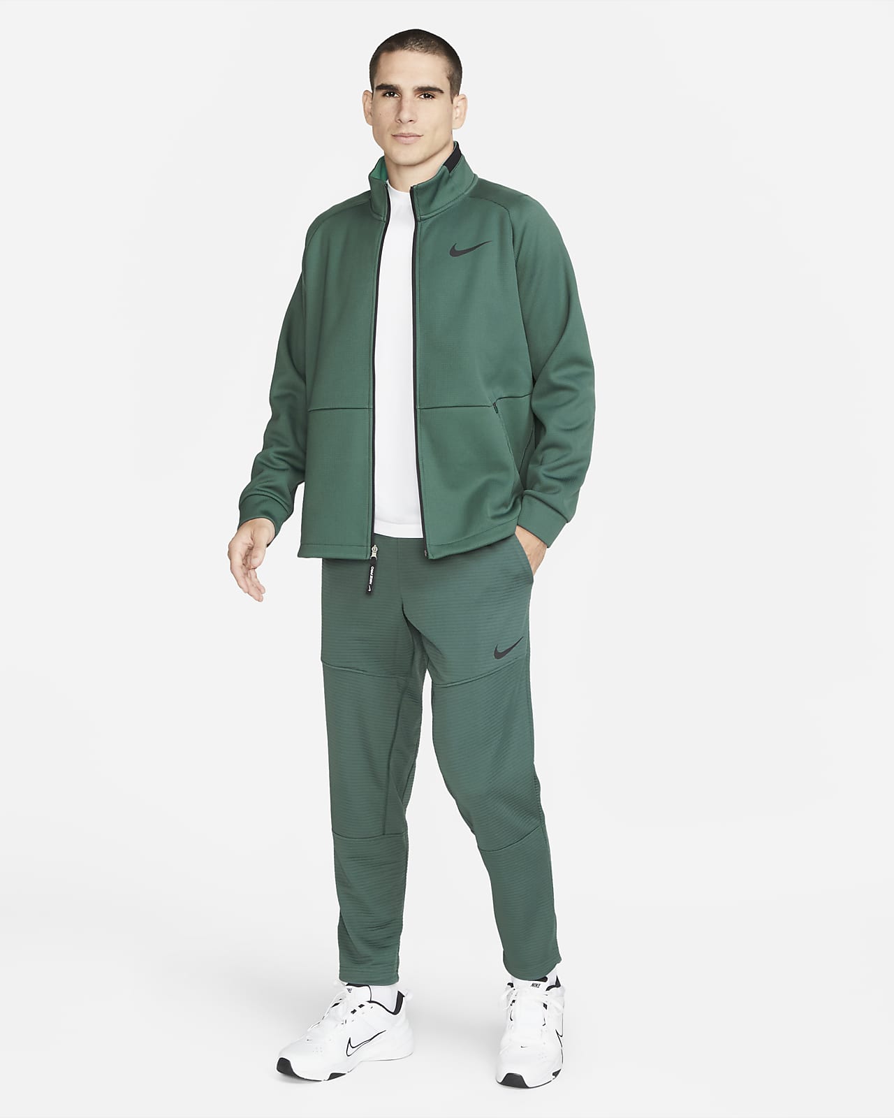 Nike Men's Dri-FIT Fleece Fitness Trousers. Nike LU