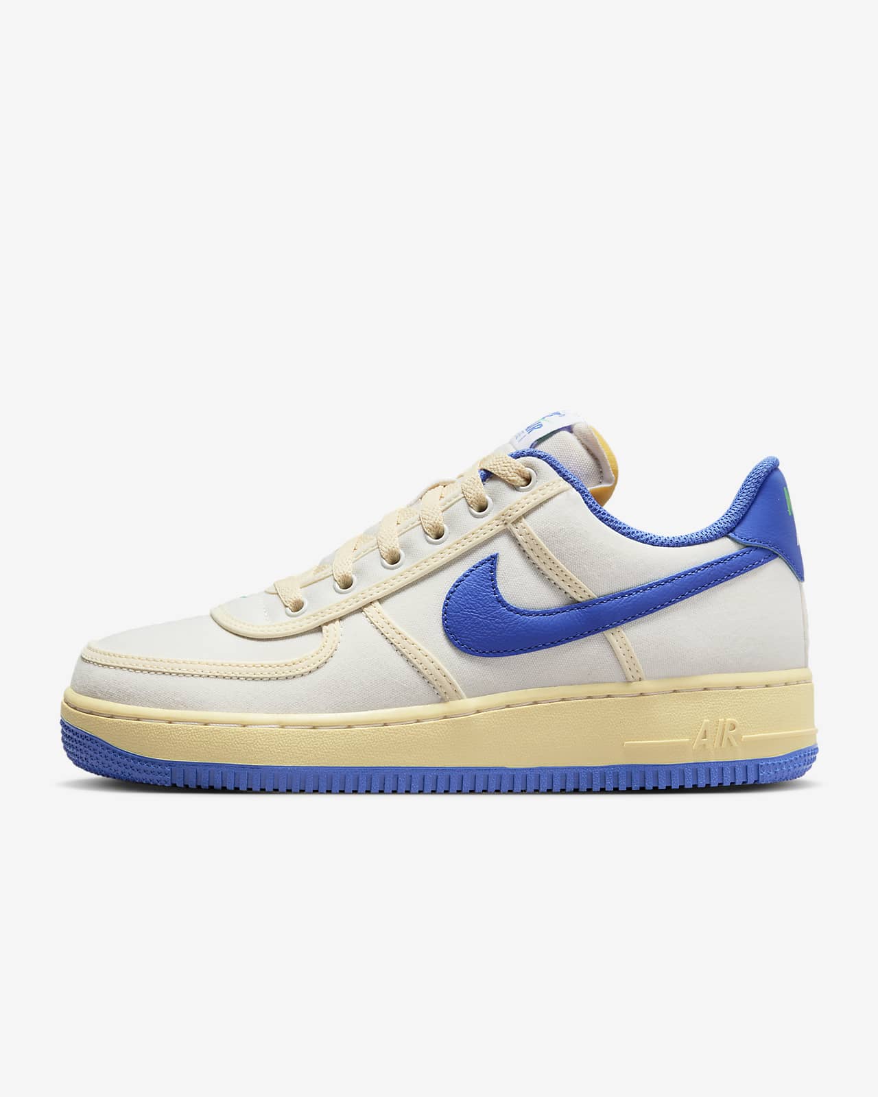 Nike Air Force 1 '07 女鞋。Nike TW