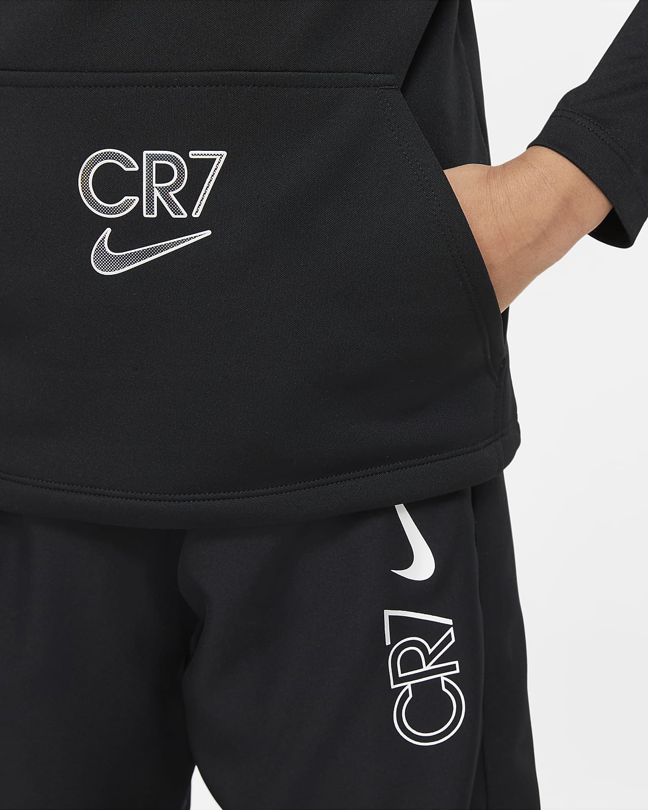 Nike公式 ナイキ Dri Fit Cr7 ジュニア 1 4ジップ サッカーパーカー オンラインストア 通販サイト