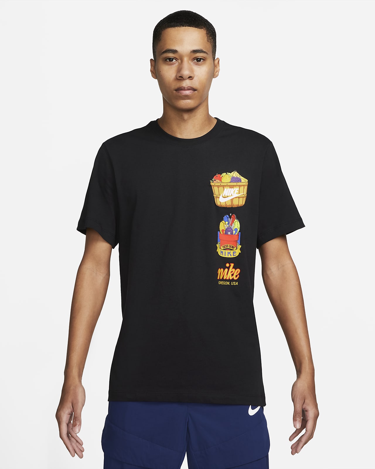 Nike Sportswear Men's T-Shirt. Nike GB