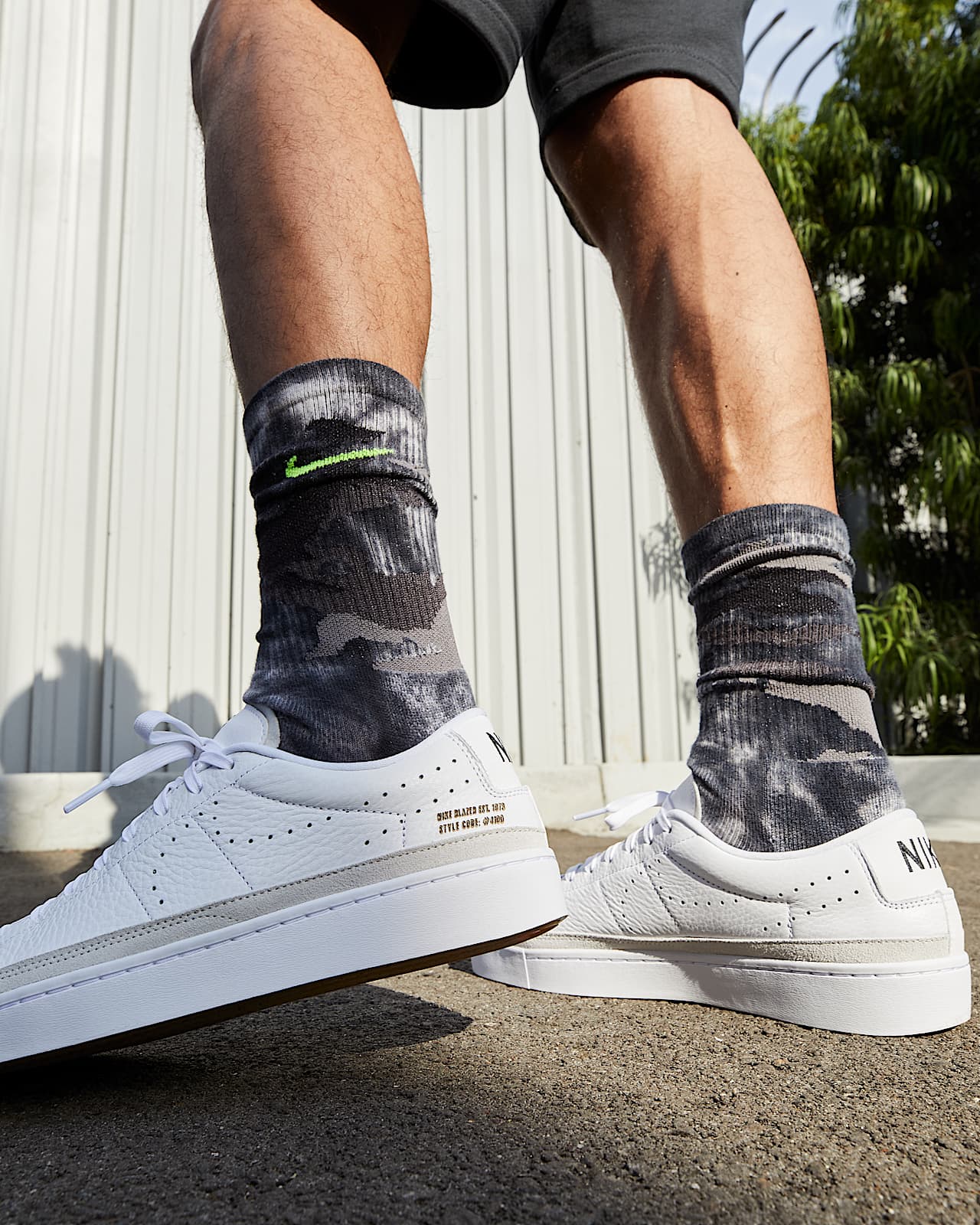 nike blazer low qs