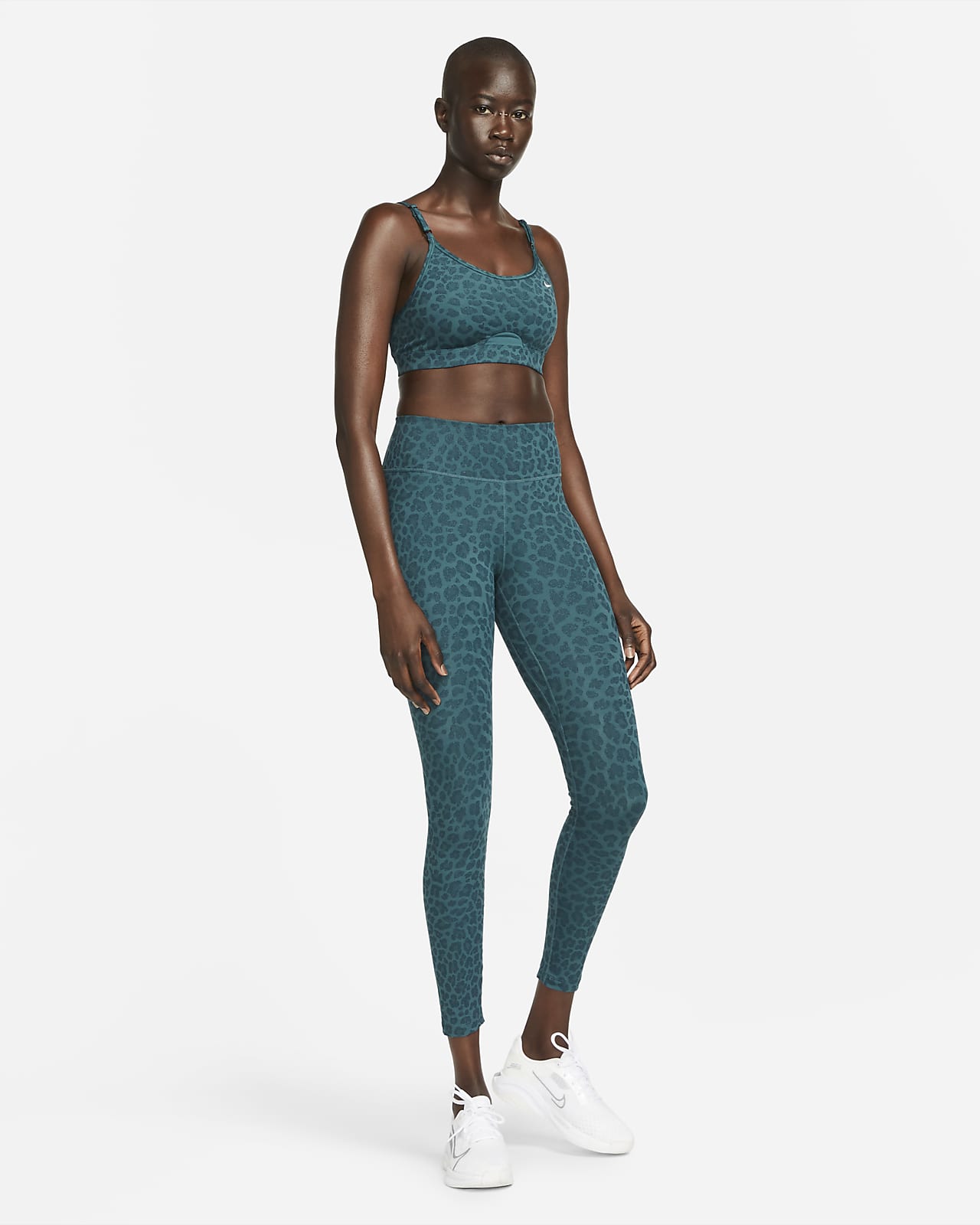 NIKE WMNS YOGA DRI-FIT INDY LIGHT-SUPPORT PADDED CROCHET EDGE