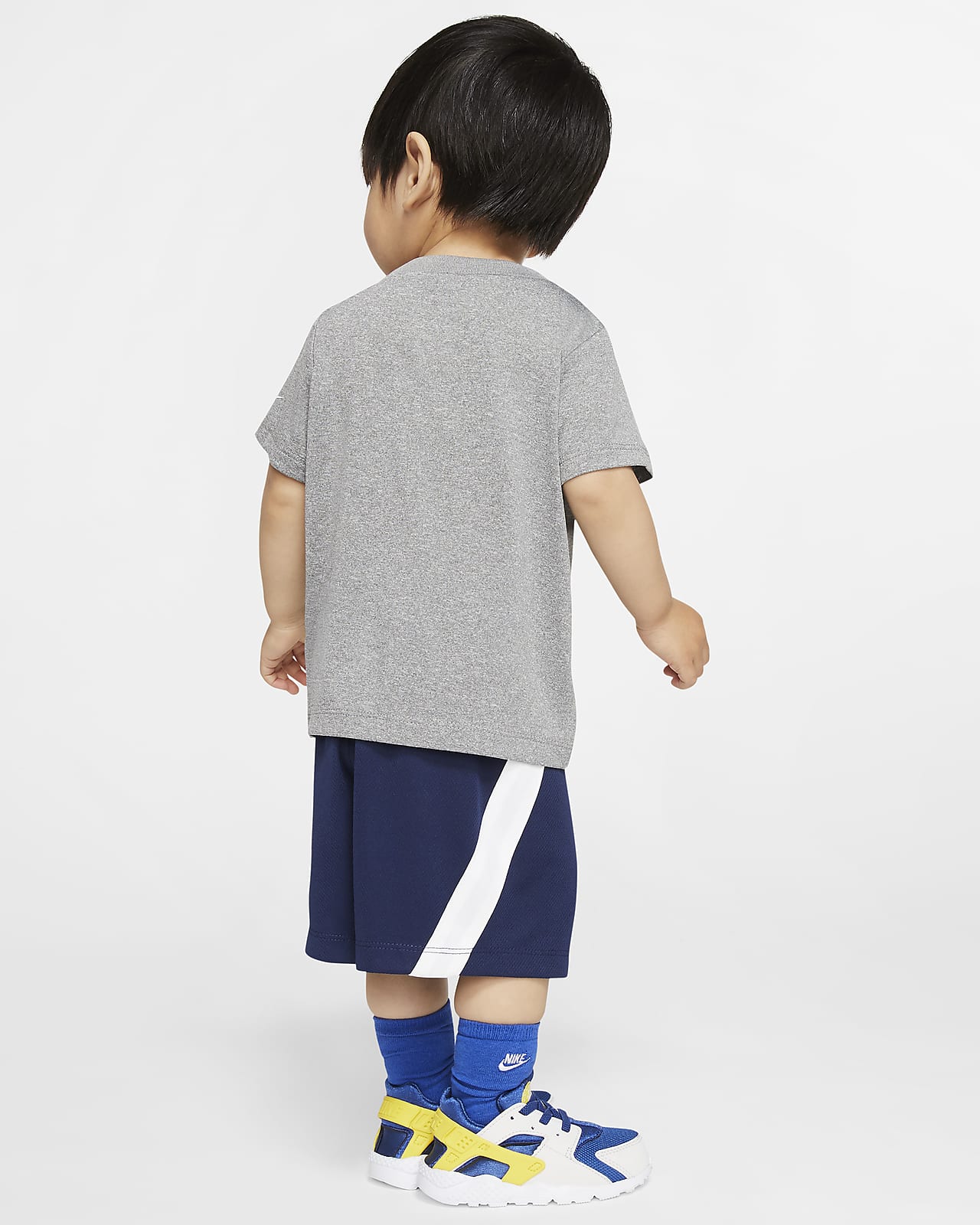 Shorts Dri-FIT Baby (12-24M) and Nike Set. T-Shirt