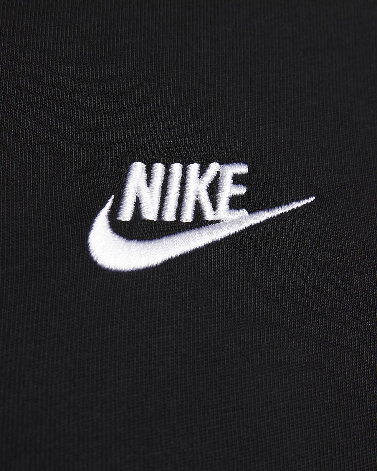 Nike embroidered outlet logo