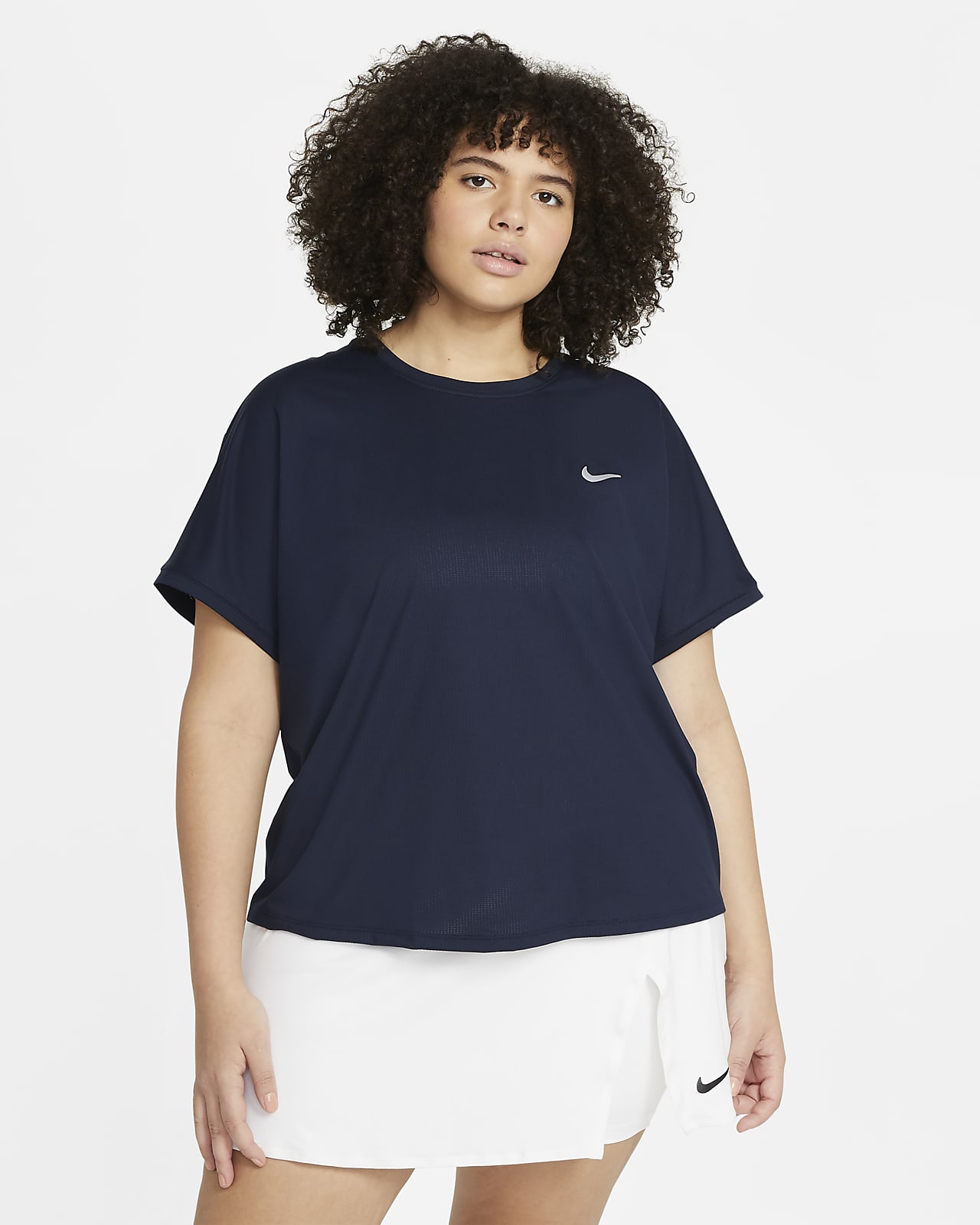 Damska koszulka z krótkim rękawem do tenisa NikeCourt Dri-FIT Victory (duże rozmiary)