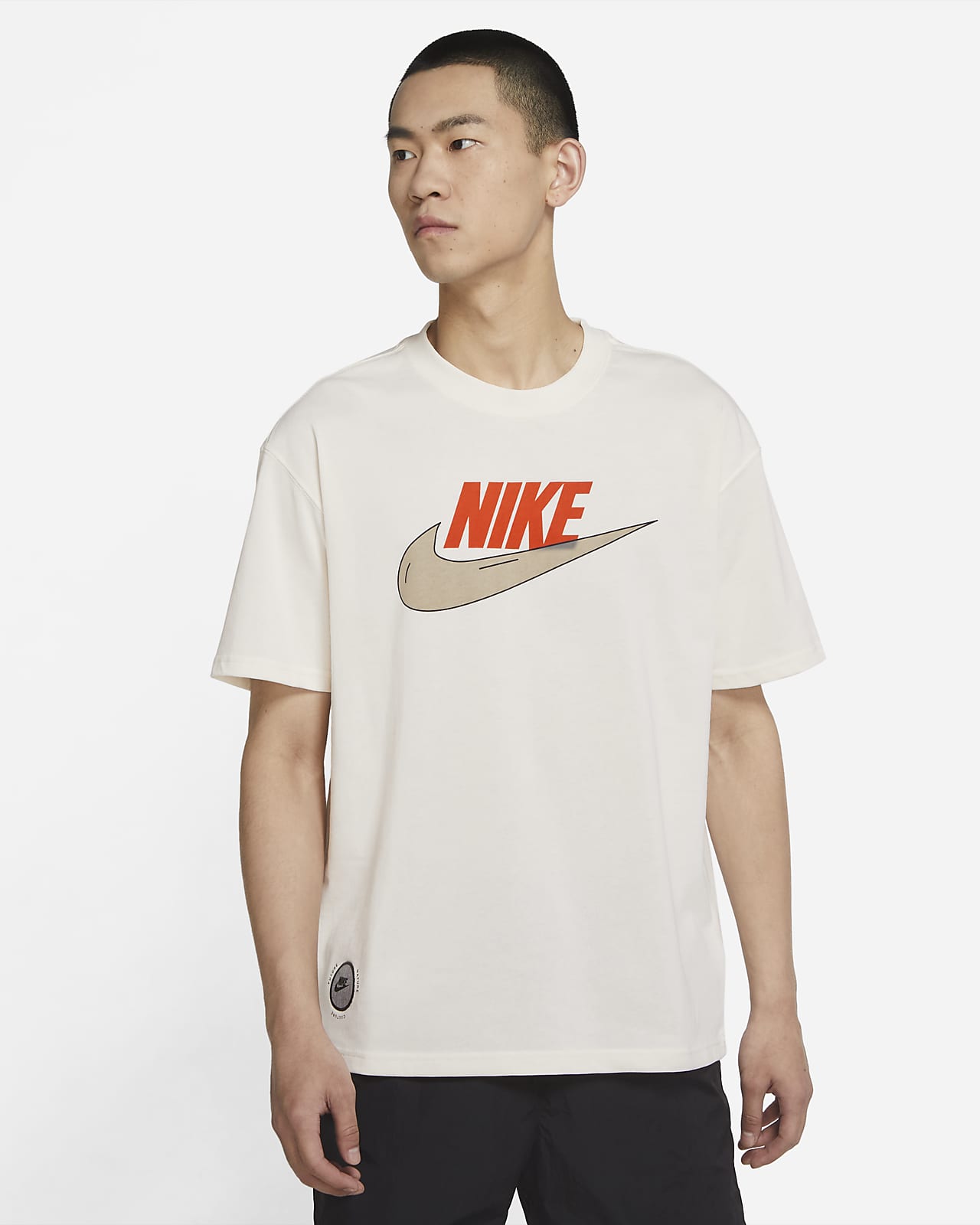 Nike Sportswear Men's T-Shirt. Nike VN