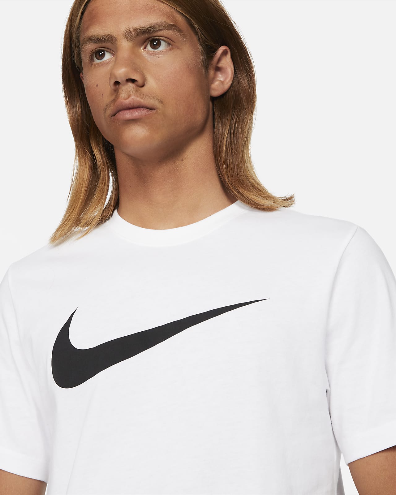 comunicación leninismo Mala fe Nike Sportswear Swoosh Men's T-Shirt. Nike AU