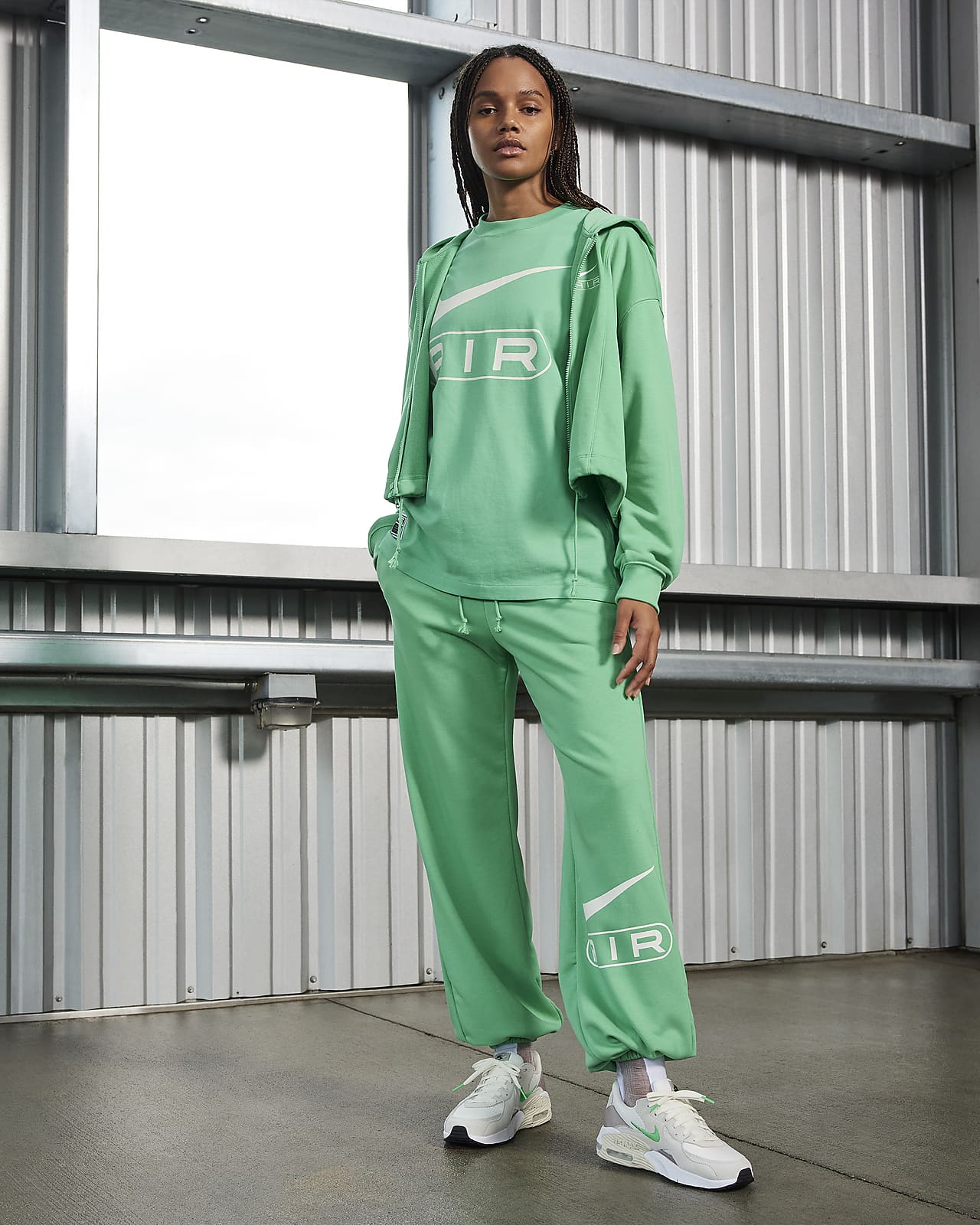 Nike air cheap max green tracksuit