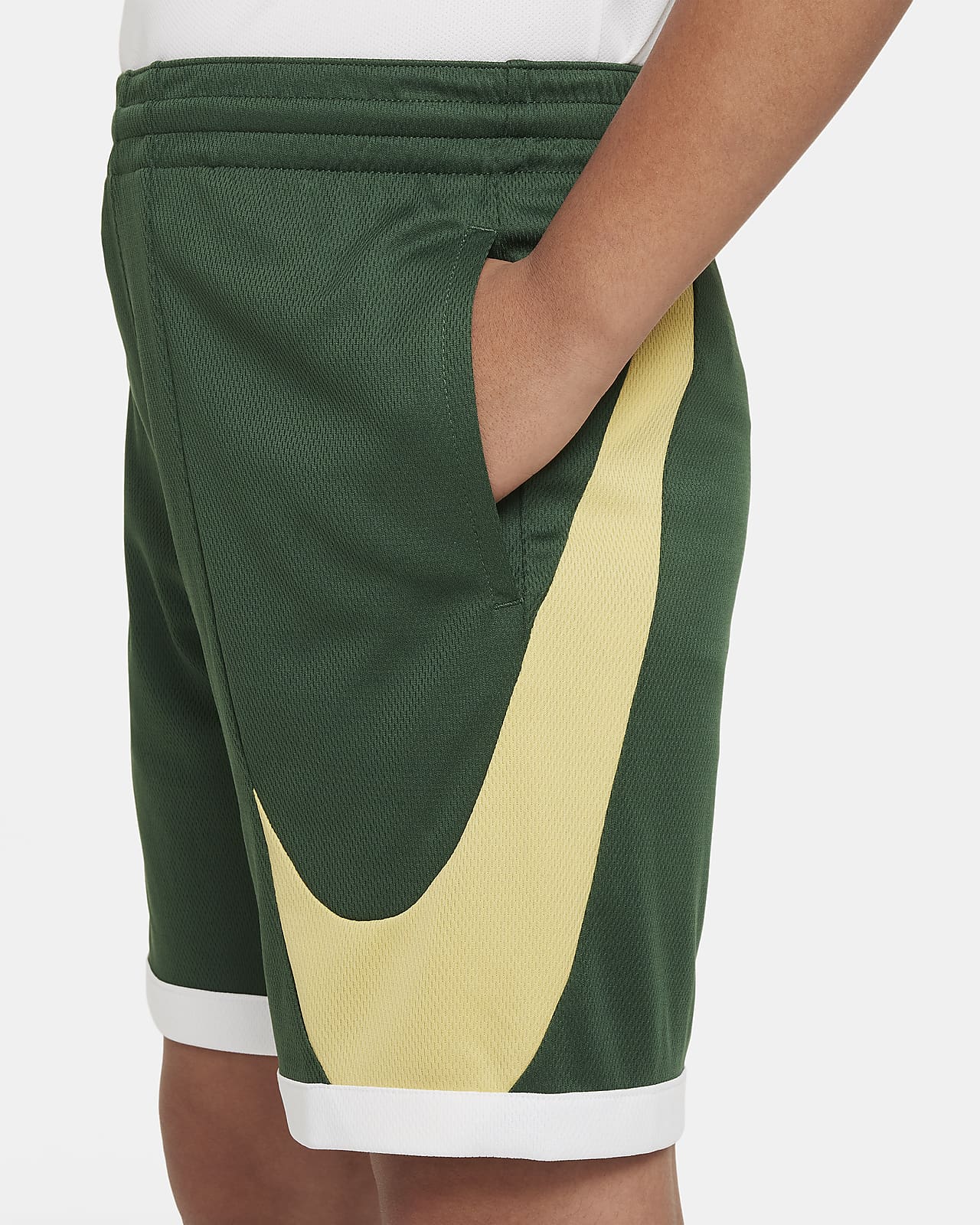 Nike Sportswear Club Big Kids' (Boys') Shorts (Extended Size).