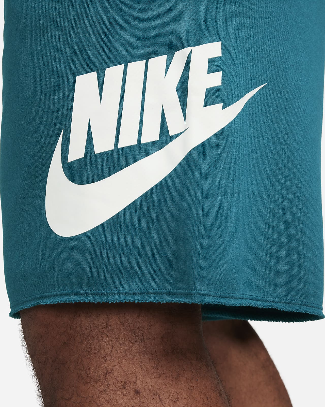 Nike Club Alumni Men's French Terry Shorts
